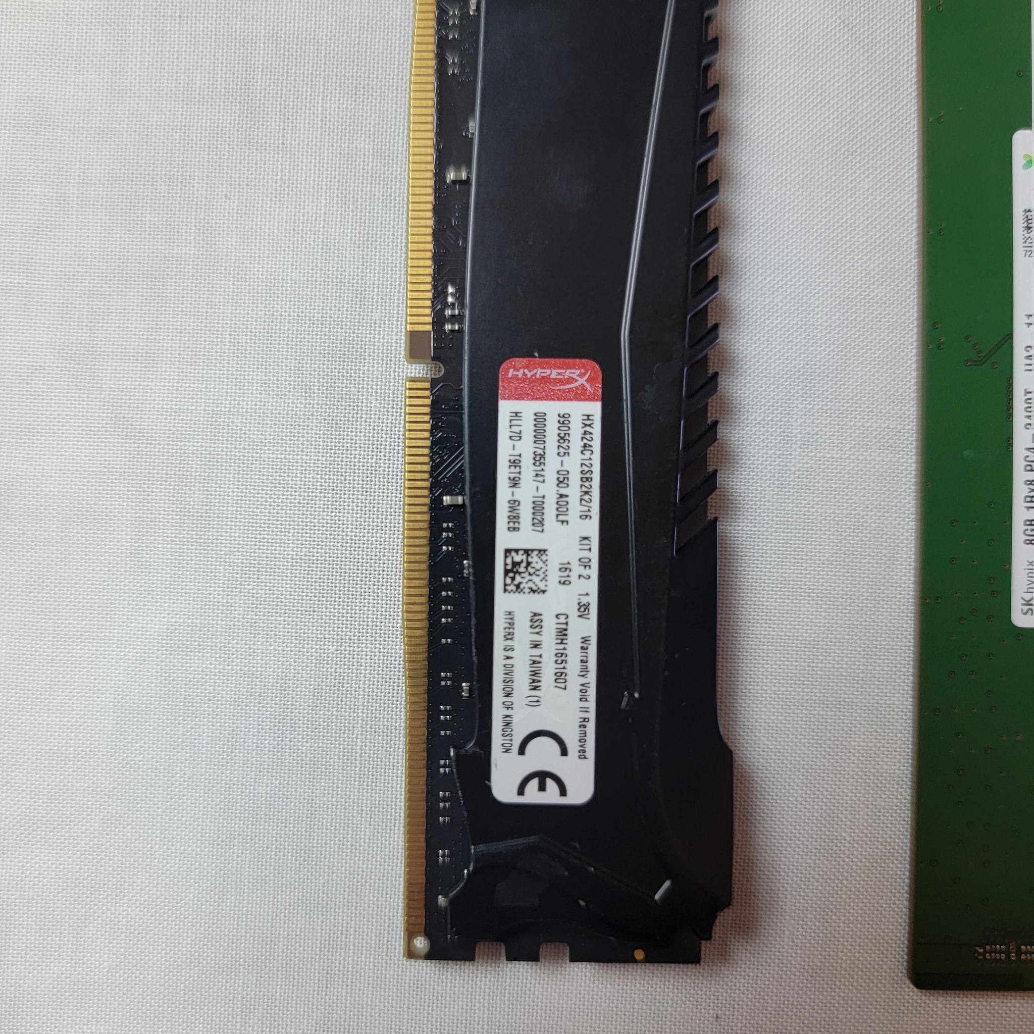 LOT OF (4) DDr4 32gb RAM (FOR PARTS)