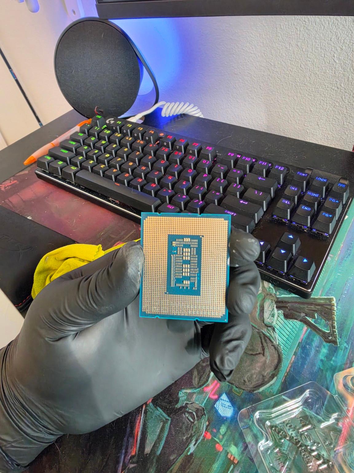 Intel Core i5-12600KF