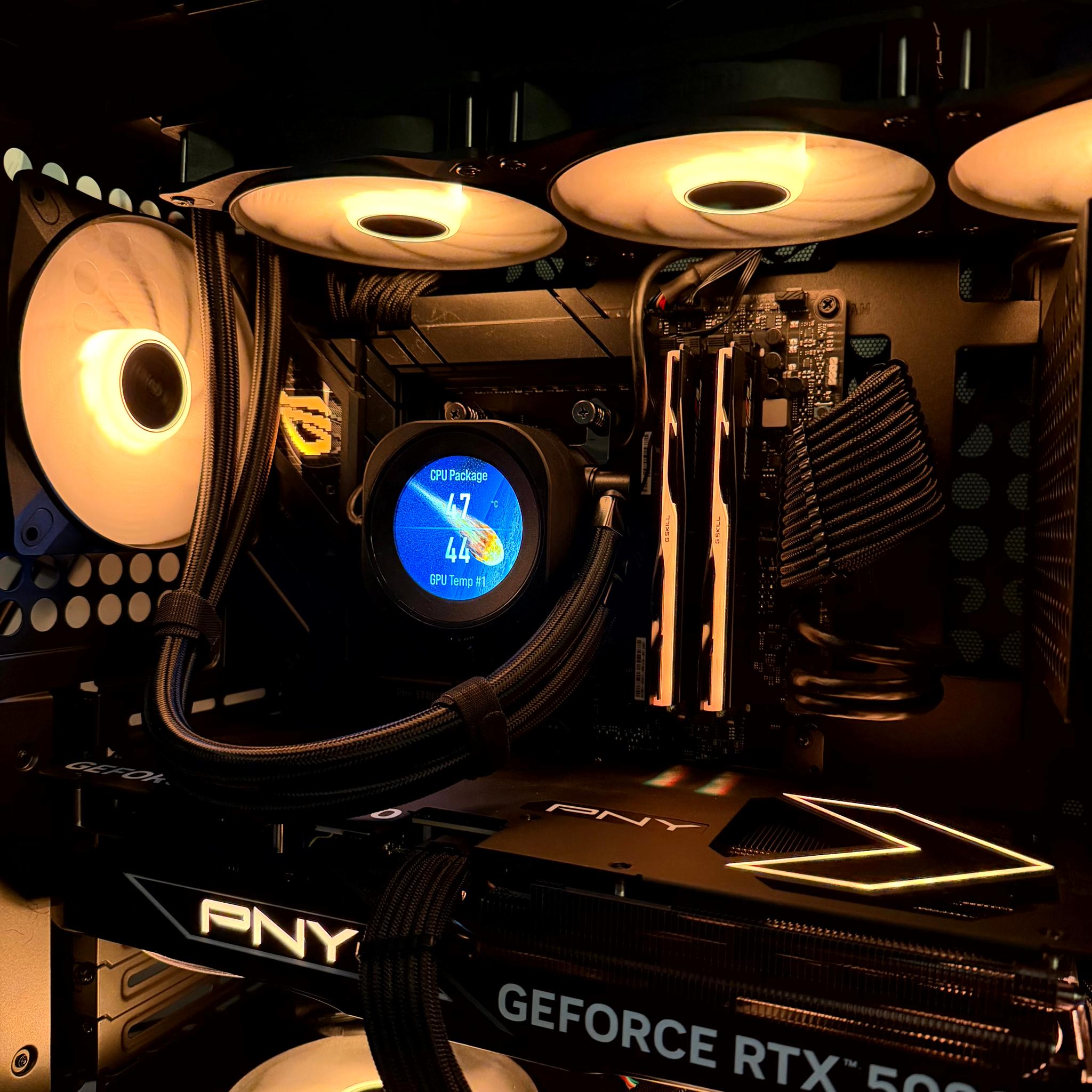 Iron Meteor - RTX 5080 OC | Ryzen 7 9850x3d | 32GB @6400MT | 2TB gen 5 NVMe  | 1000W Platinum PSU
