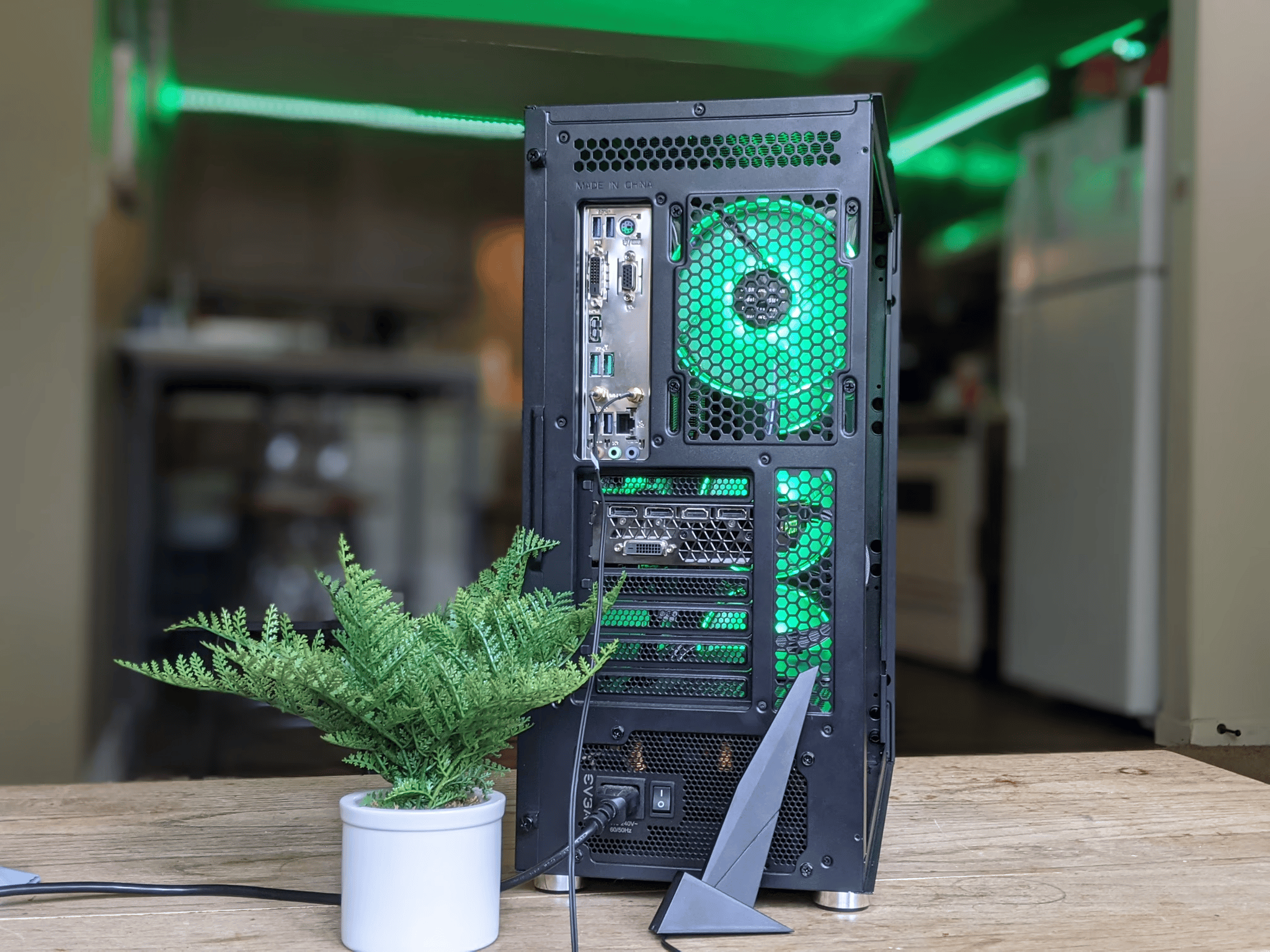 Ryzen 3300x GTX 1070ti Black Silver and RGB PC