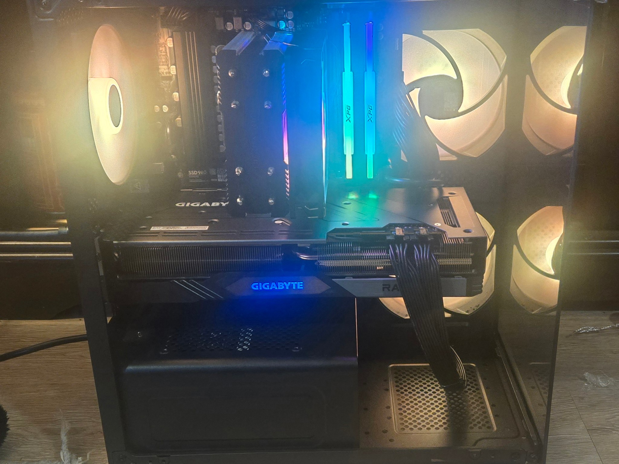 Ryzen 5 7600x - RX 7800xt