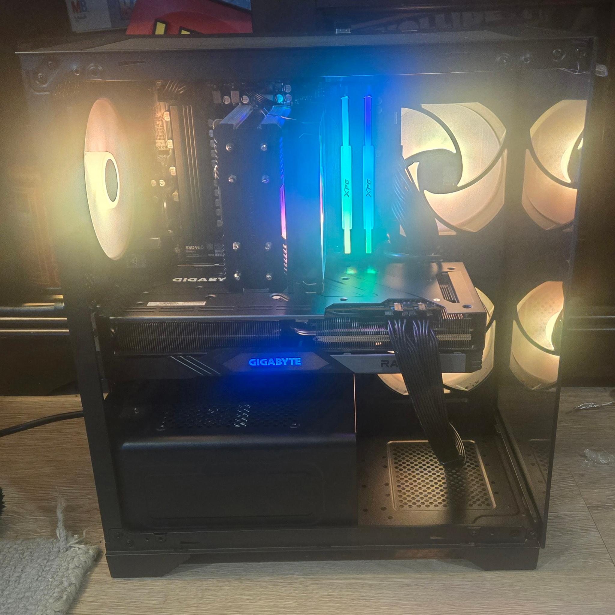 Ryzen 5 7600x - RX 7800xt
