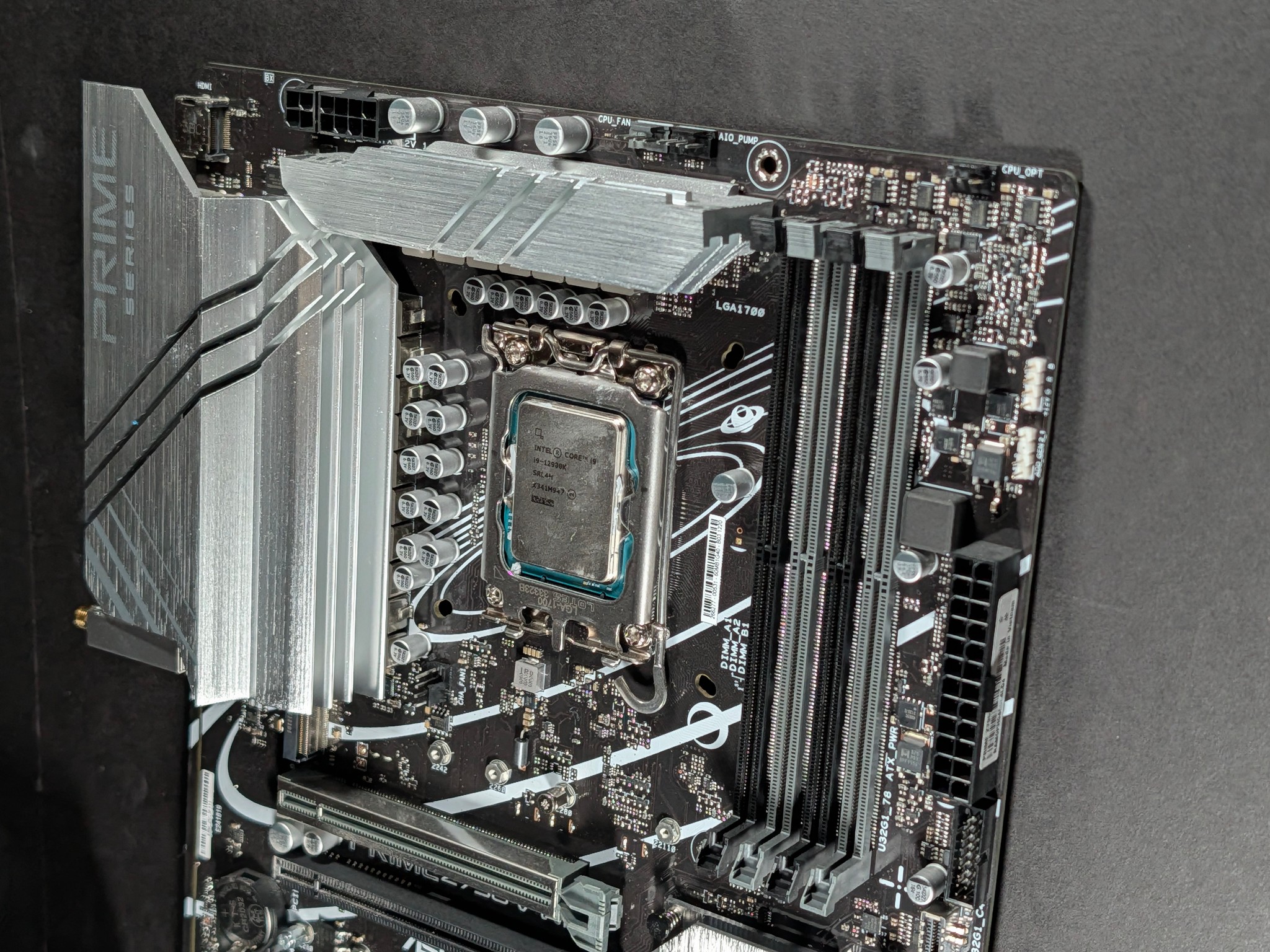 Intel Core i9-12900K / Asus Prime Z790-V Wifi Combo