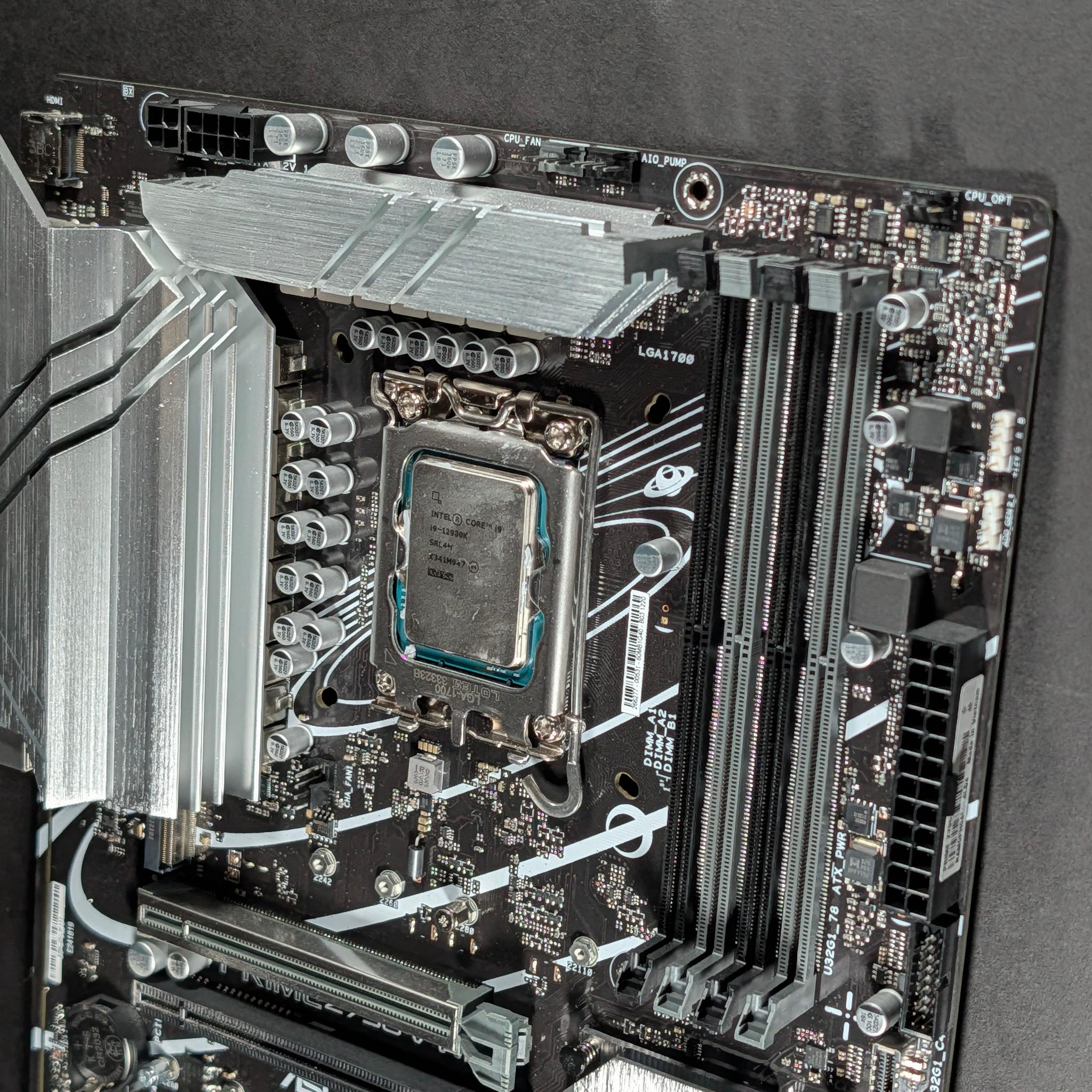 Intel Core i9-12900K / Asus Prime Z790-V Wifi Combo