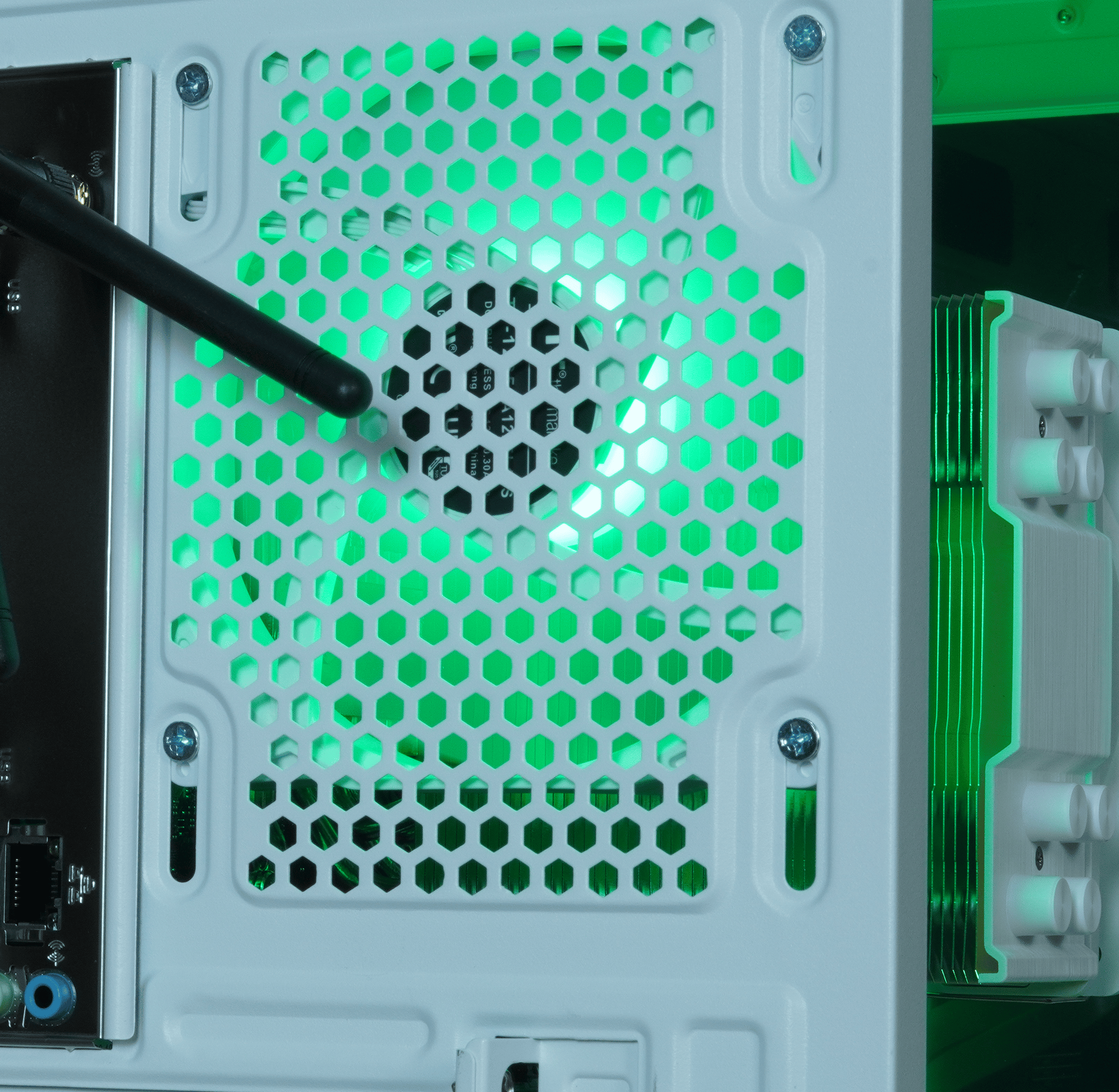 🍀SUPER🍀RTX 2060 Super FE, Ryzen 5 2600, 16GB DDR4 RAM, 1TB SSD w/ Wifi |1080p Gaming PC|