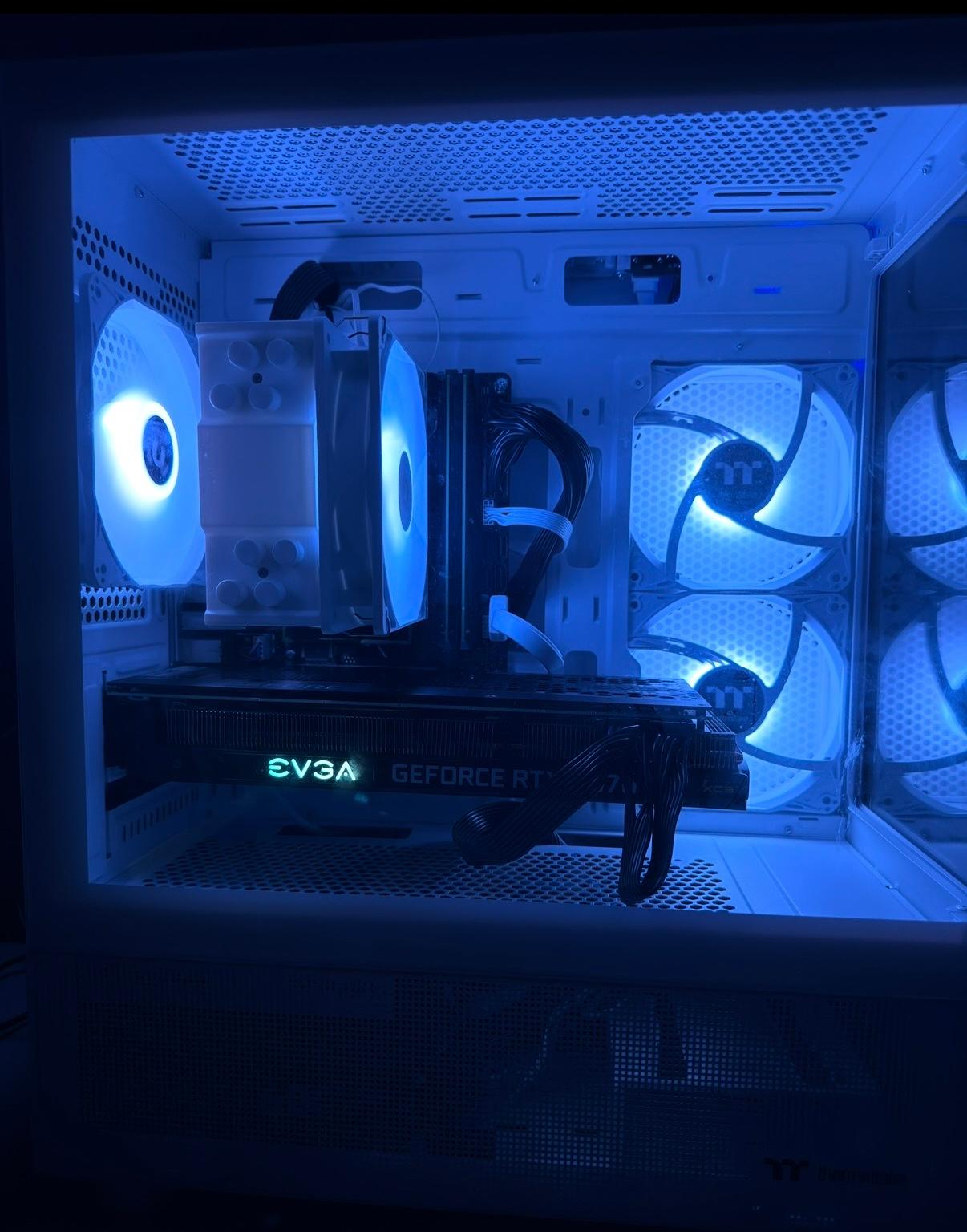 Custom Gaming PC | RTX 3070 ti , i7-9700, 16 GB DDR4 RAM
