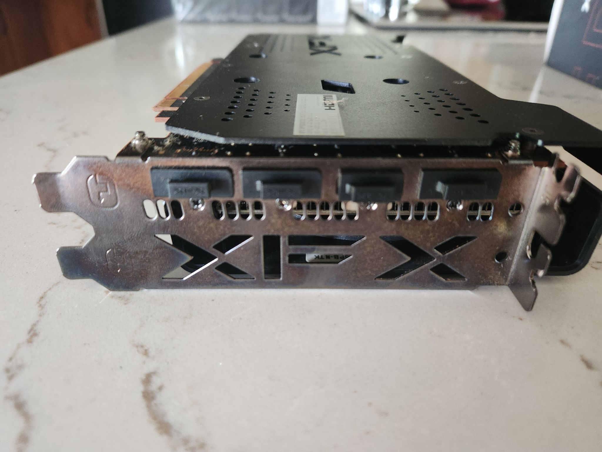 XFX 210 SWIFT AMD Radeon RX 6600 XT 8gb PCIe 4.0