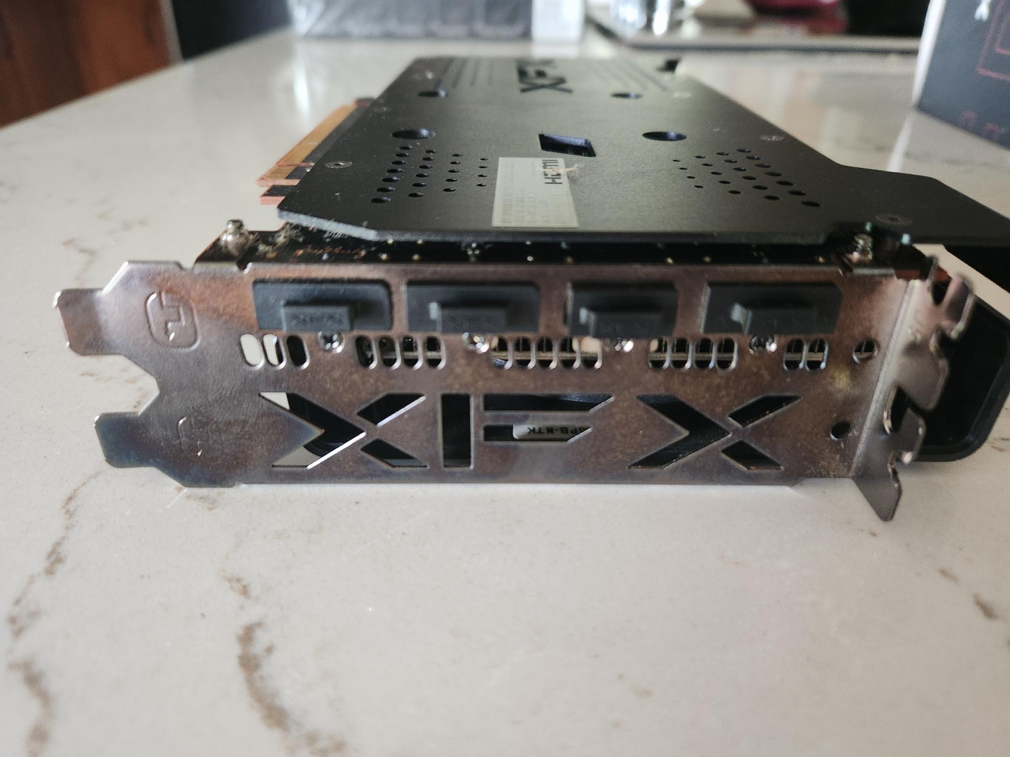 XFX 210 SWIFT AMD Radeon RX 6600 XT 8gb PCIe 4.0