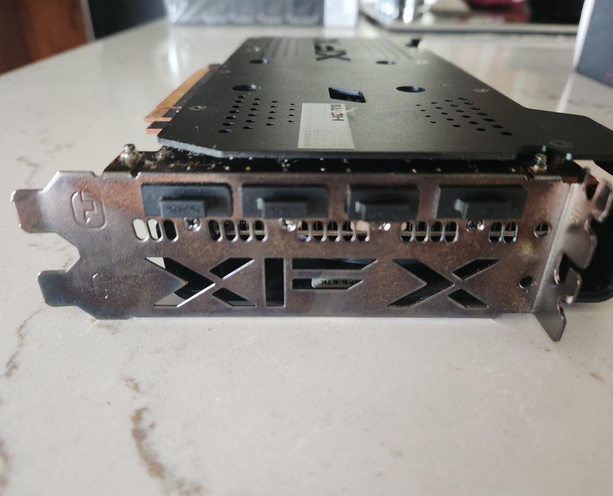 XFX 210 SWIFT AMD Radeon RX 6600 XT 8gb PCIe 4.0