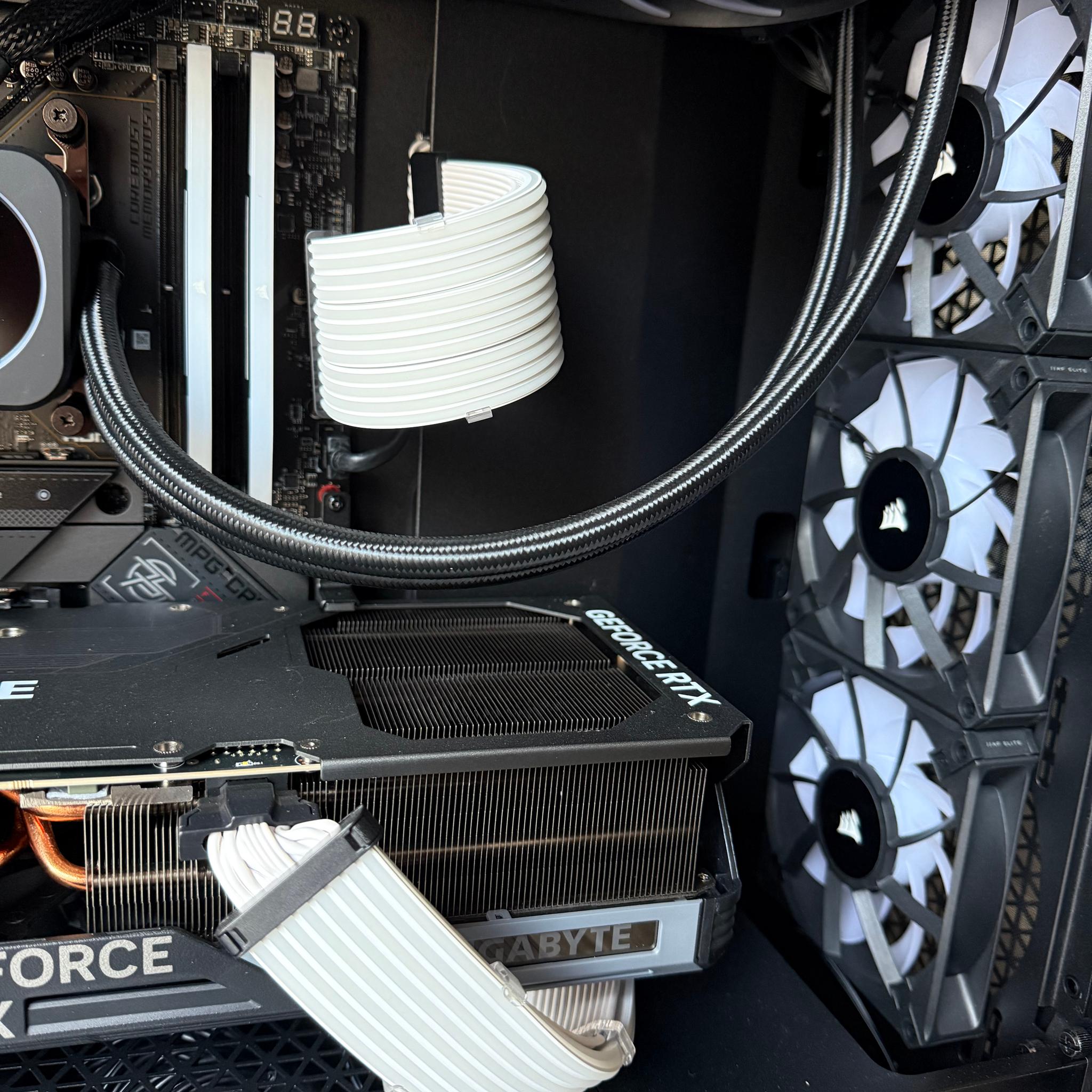 4090/7800x3d/32Gb DDR5-6000