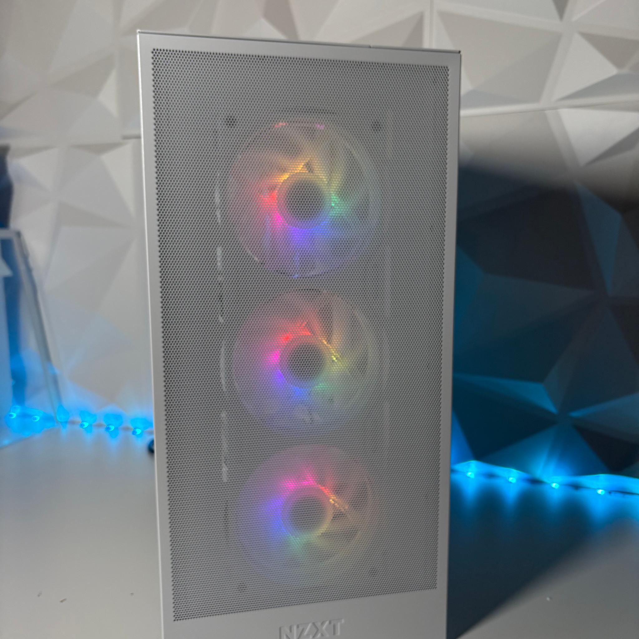 Clean White Gaming PC - Nvidia RTX 3070 8GB, Intel Core i3 13100F, 16GB, 1TB SSD by EXT PCs