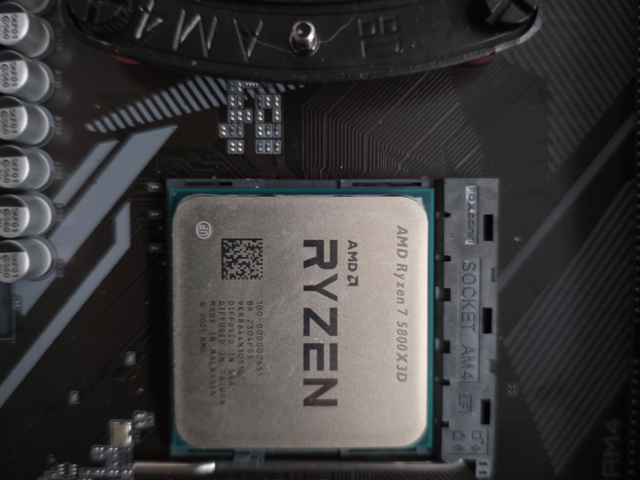 Ryzen 7 5800X3D/32GB DDR4 3600mhz/Gigabyte B550M/Bluetooth+WiFi PCIe Card/Peerless Assassin 120