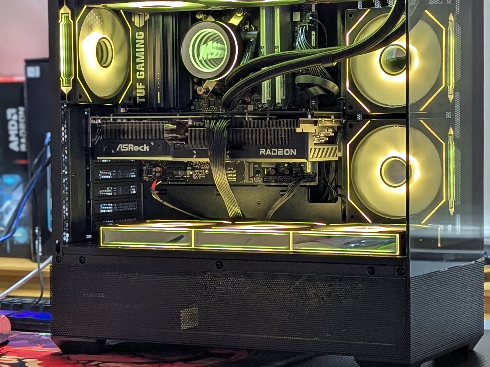 AMD Ryzen 7 9800X3D|AMD Radeon RX 9070 XT|32 GB DDR5 6000|2.5 TB NVME SSD M.2|Windows 11 PRO Active