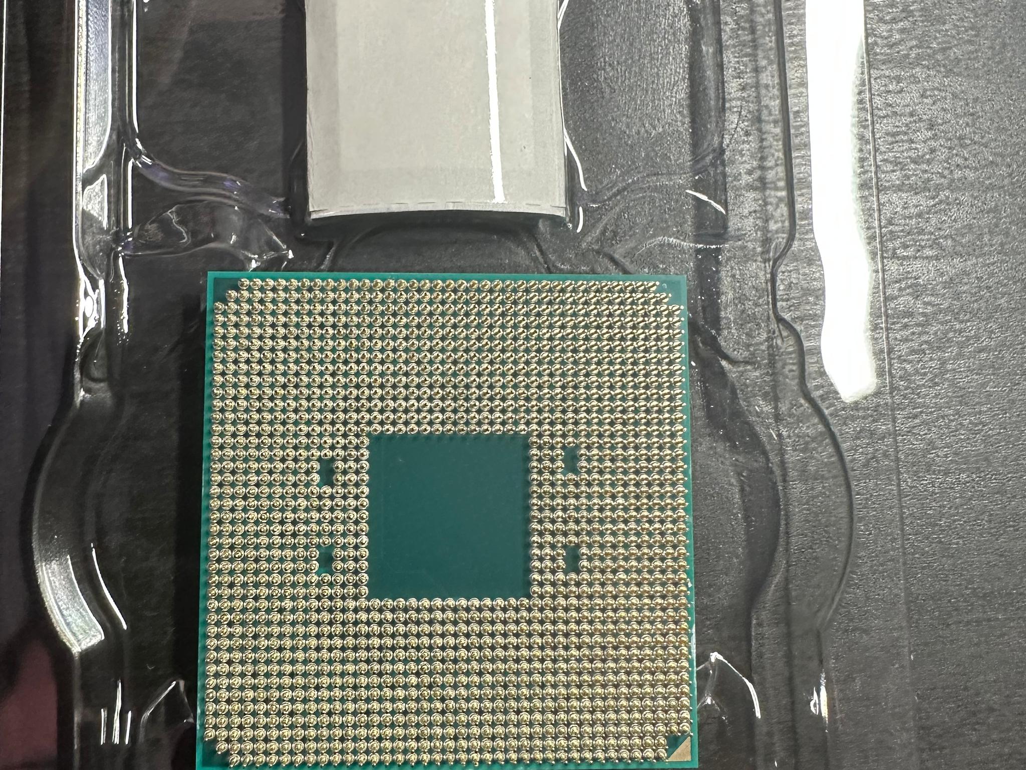AMD Ryzen 7 2700X 3.7GHz 8 Core AM4