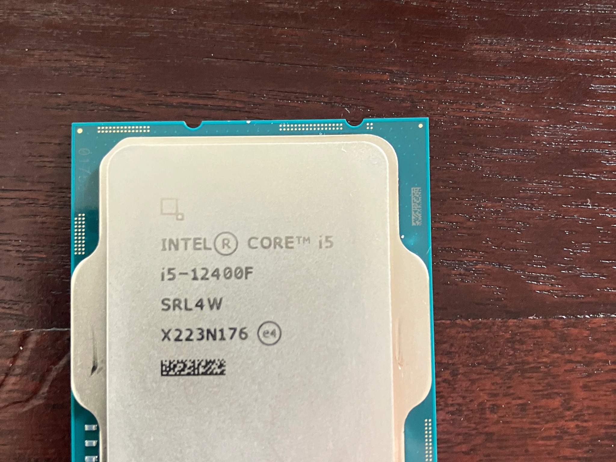Intel core i5 12400F