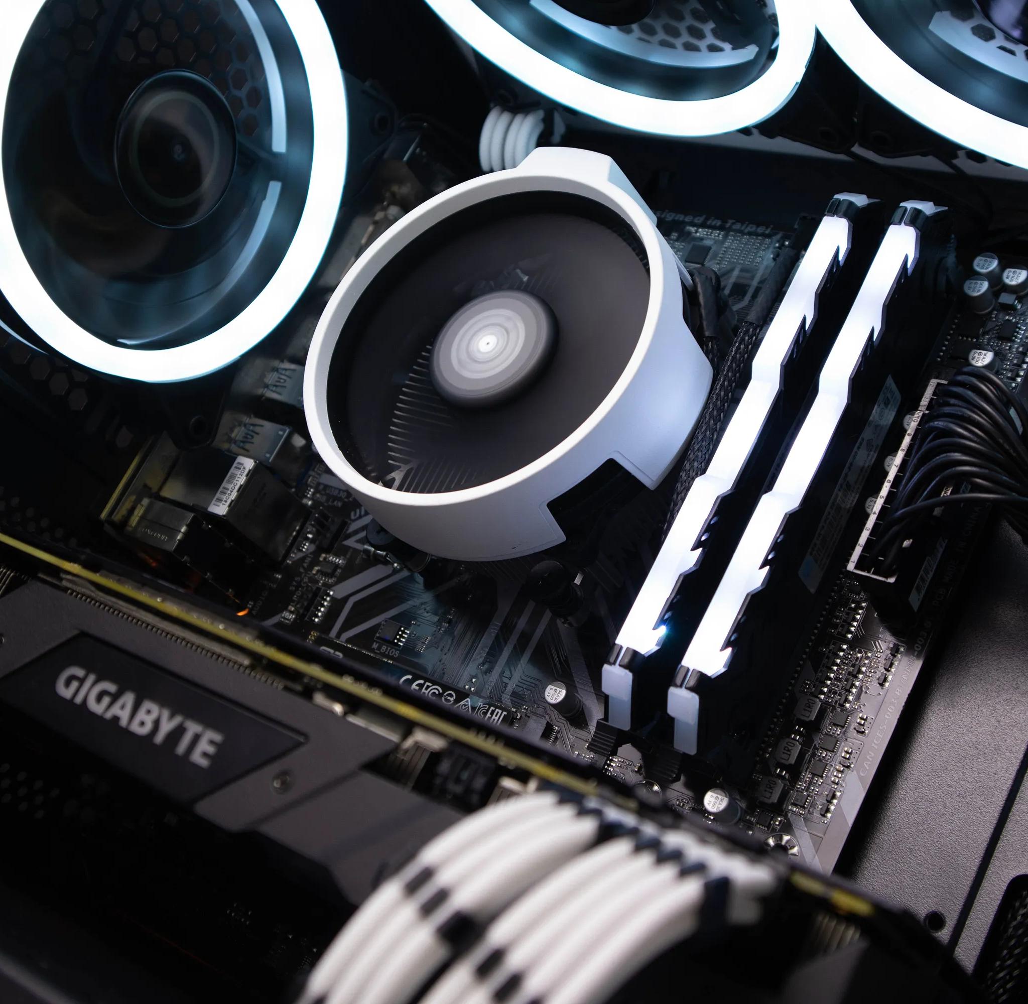 RTX 2070 | Ryzen 7 2700X | 16gb RAM