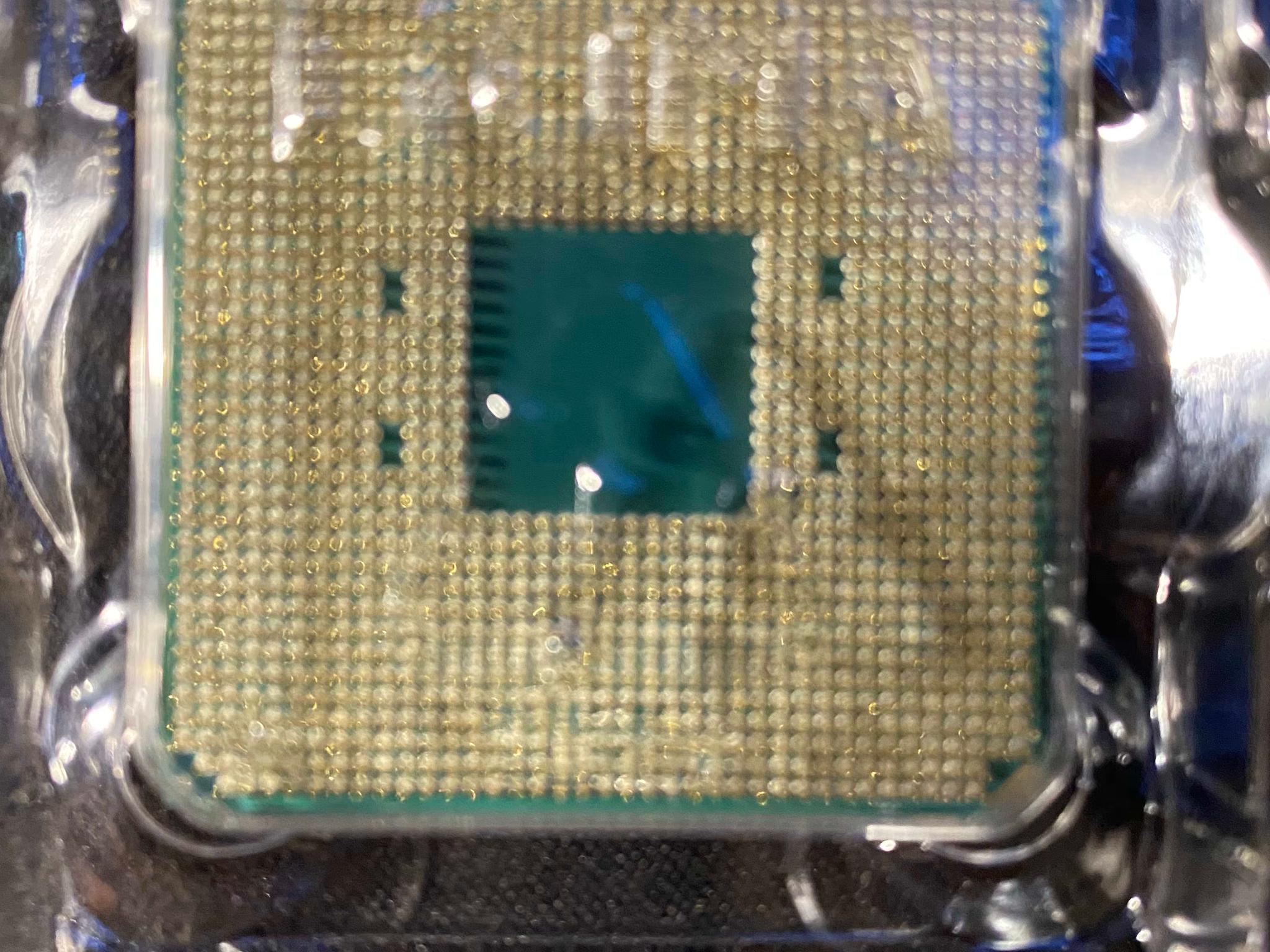 Like New - Ryzen 5 5600x 6 Core 12 Thread Processor