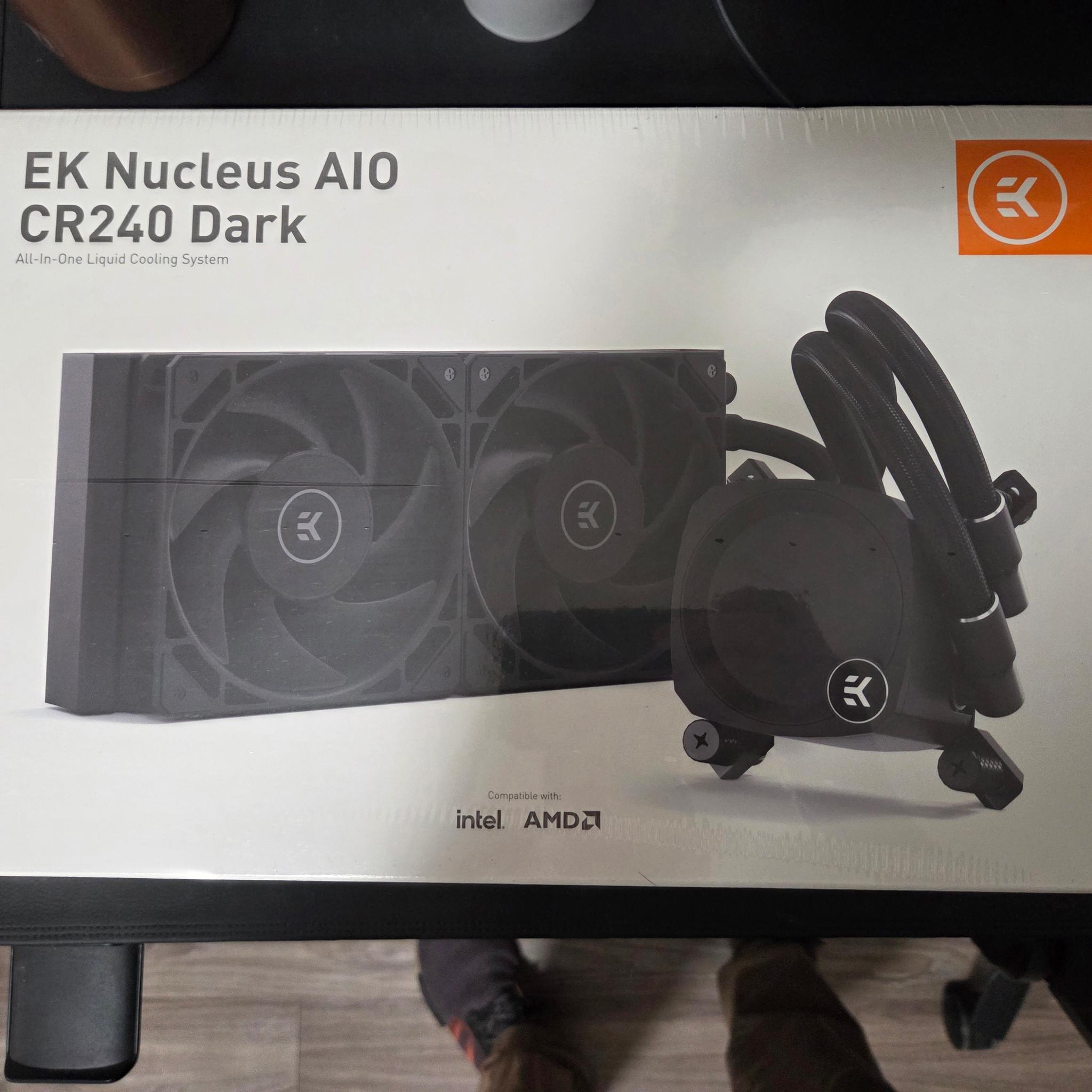EK Nucleus AIO CR240 Dark CPU Cooler
