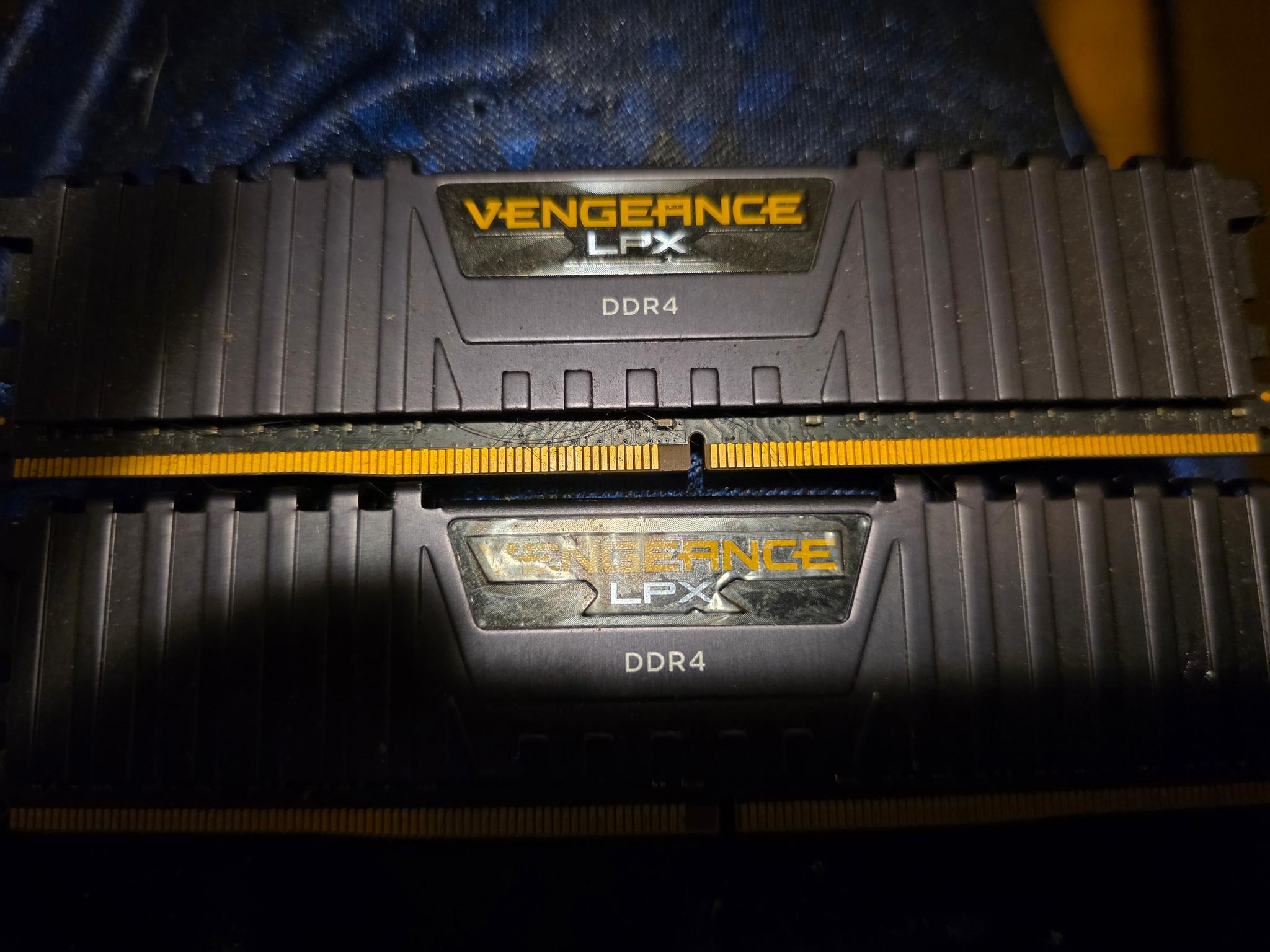 Corsair Vengeance LPX Kit 16GB DDR4-3200 (2x8GB)