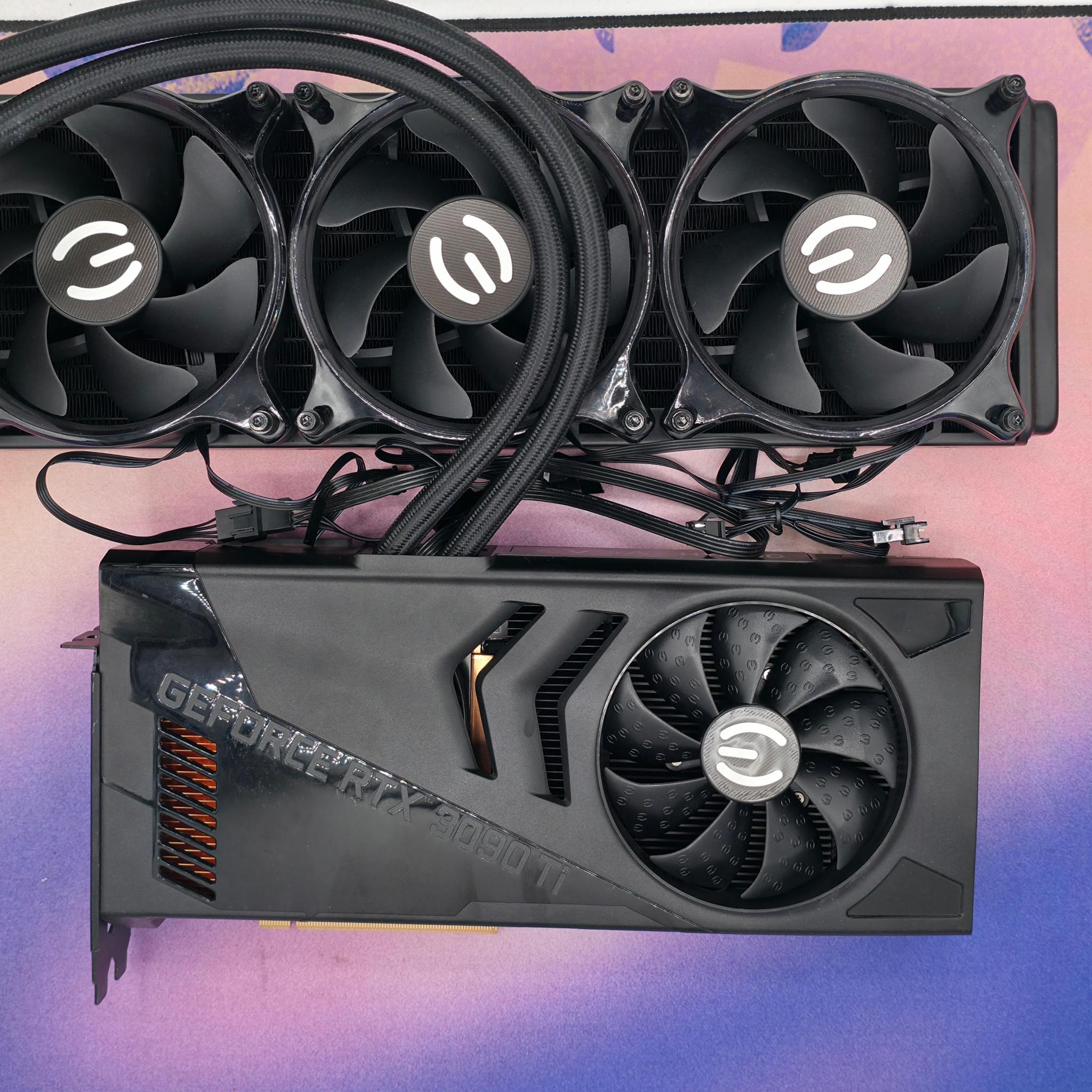 EVGA RTX 3090Ti FTW3 Hybrid