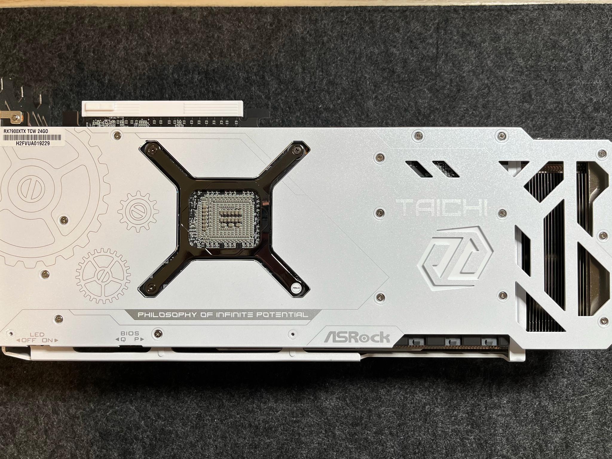 **SALE** RX 7900 XTX TAICHI WHITE 24GB OC AMD RADEON
