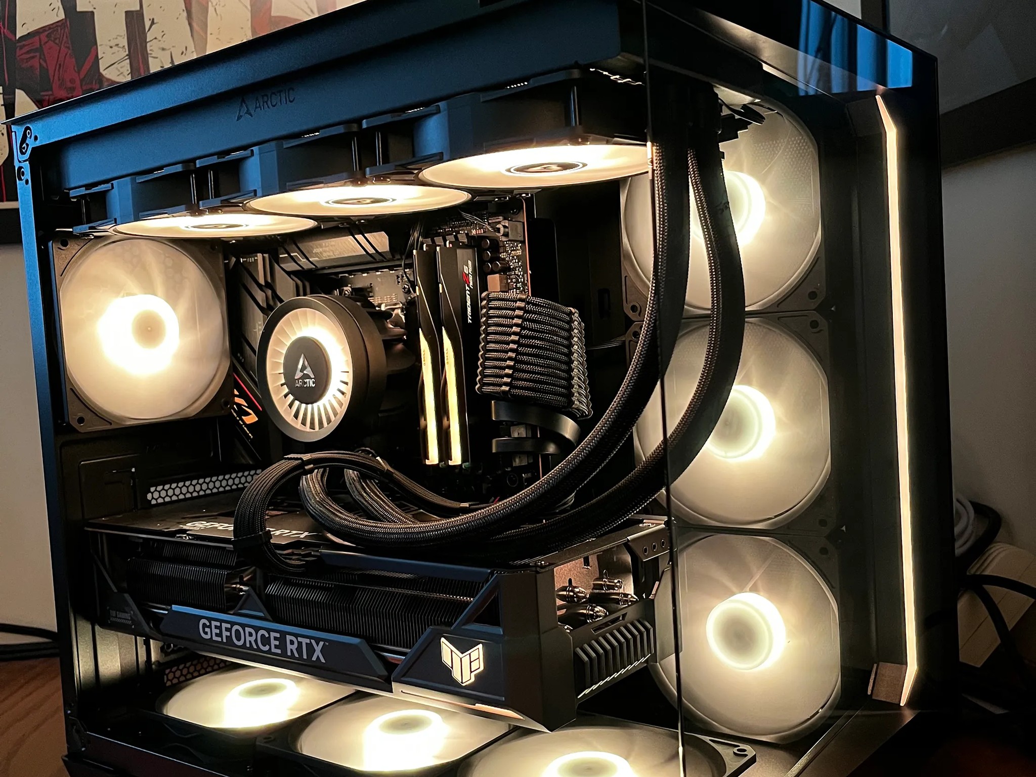 Dark Energy - RTX 4080 OC | Ryzen 7 7800X3d | 32GB DDR5 @6400MT/s | 4TB NVME | 1000W Platinum