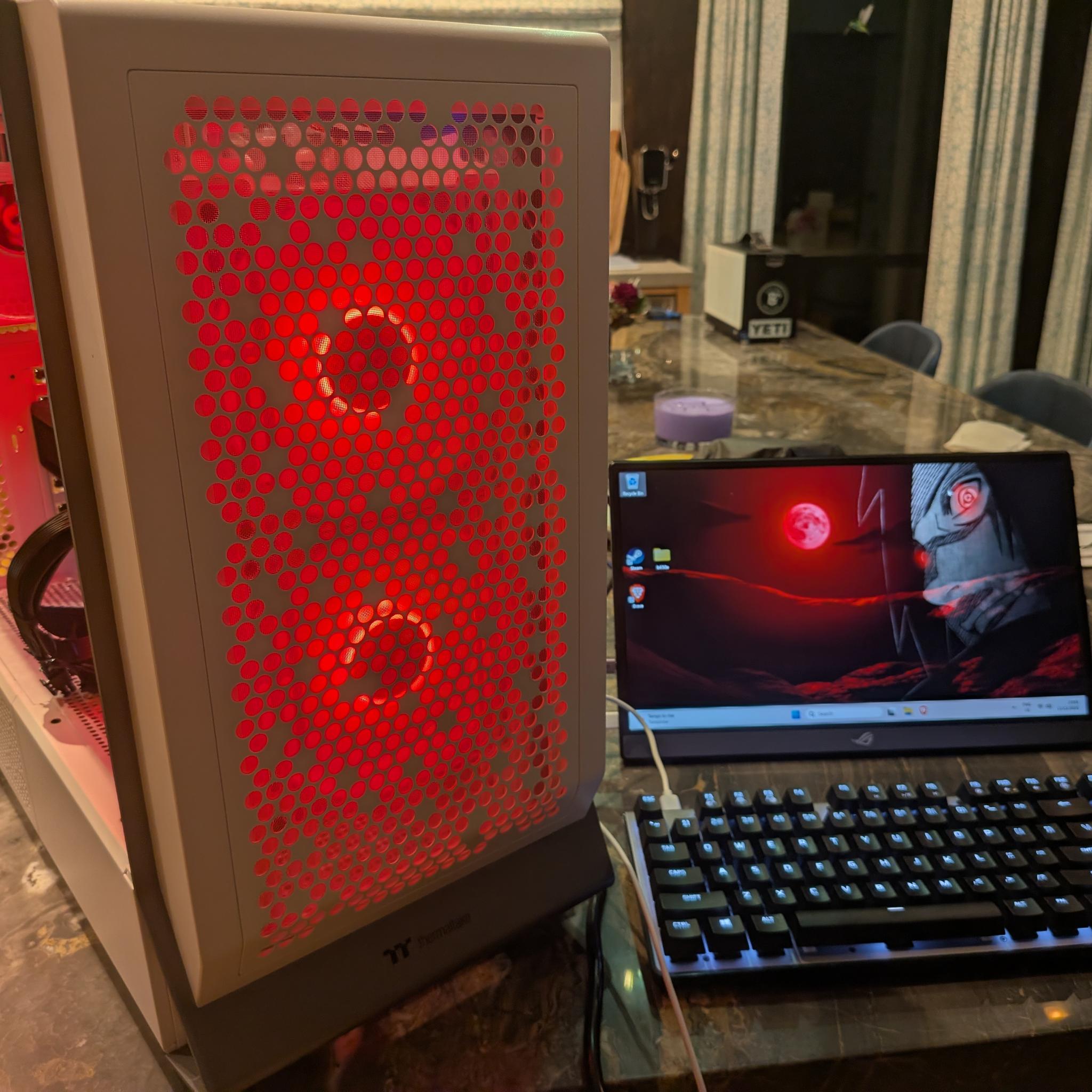 4K Crimson Snow - RX 7900 XTX, Ryzen 5 7600X3D, 32 GB DDR5, 2 TB Gen 5 NVME, Liquid Cooled, RGB