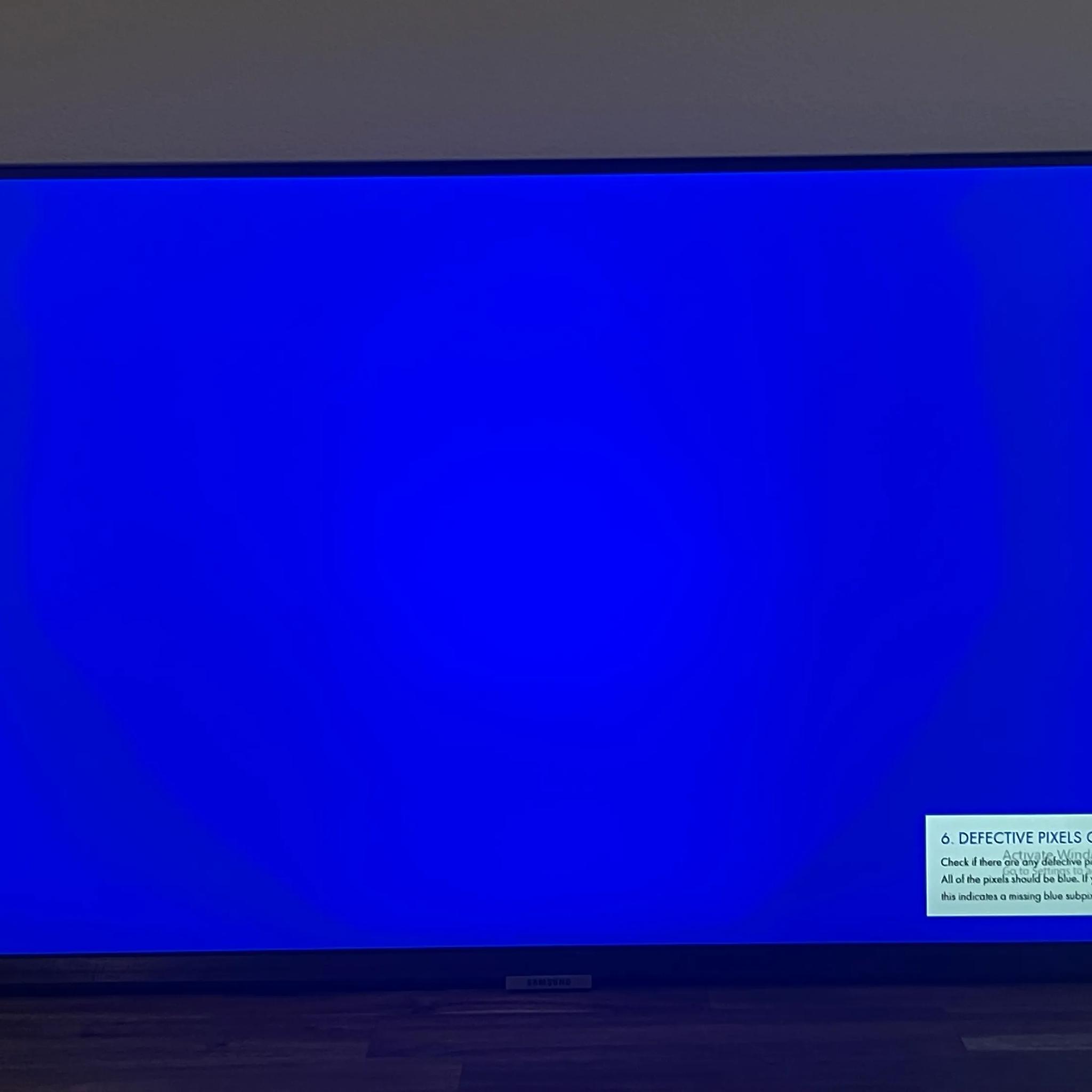 Samsung 32" 1080p 60Hz Smart Monitor w/Streaming TV