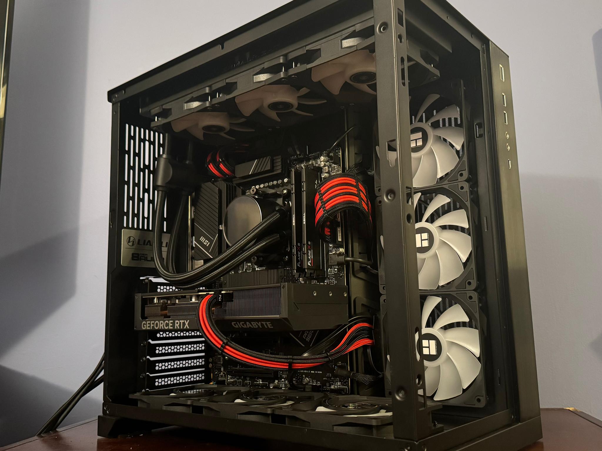 🔴⚫️Black Box⚫️🔴 RTX 4070 | Ryzen 7 7700X | 32GB DDR5 | 1TB SSD