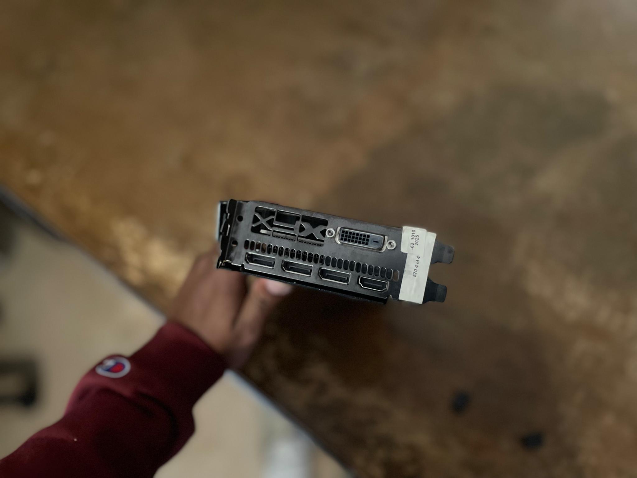 XFX AMD Radeon Rx 570 4gb