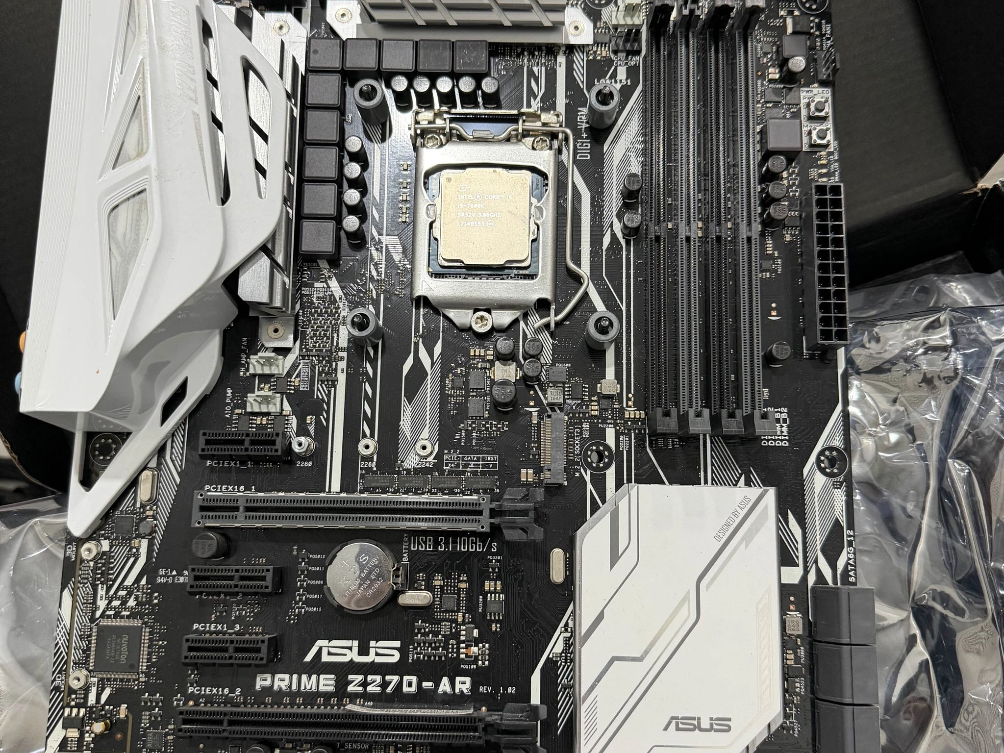 i5-7600k with Asus PRIMEz270-AR motherboard and ID Cooling AIO