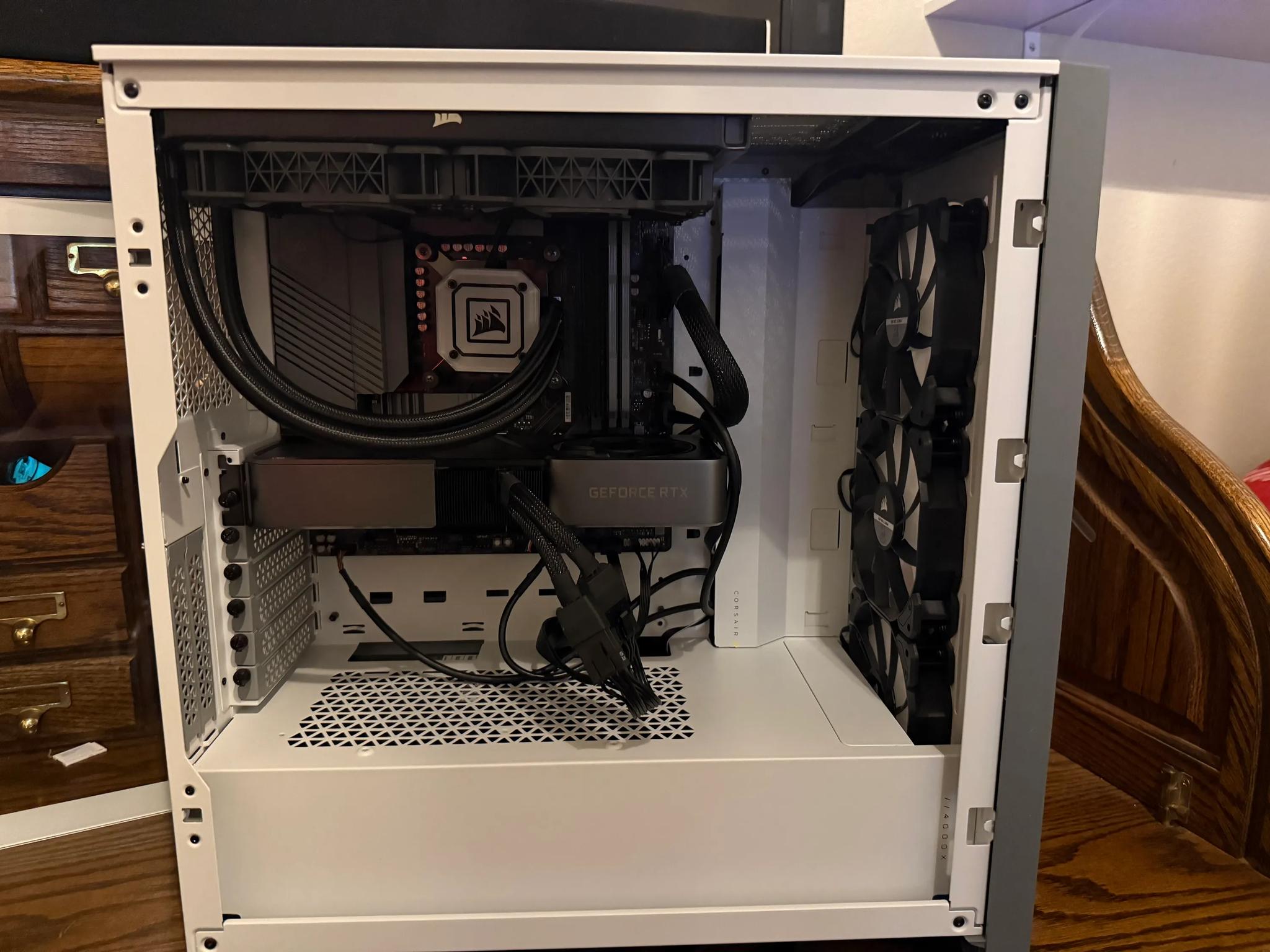 3070Ti FE- Intel Core i5 12600k, 32GB DDR 4 RGB Ram, 1Tb M.2
