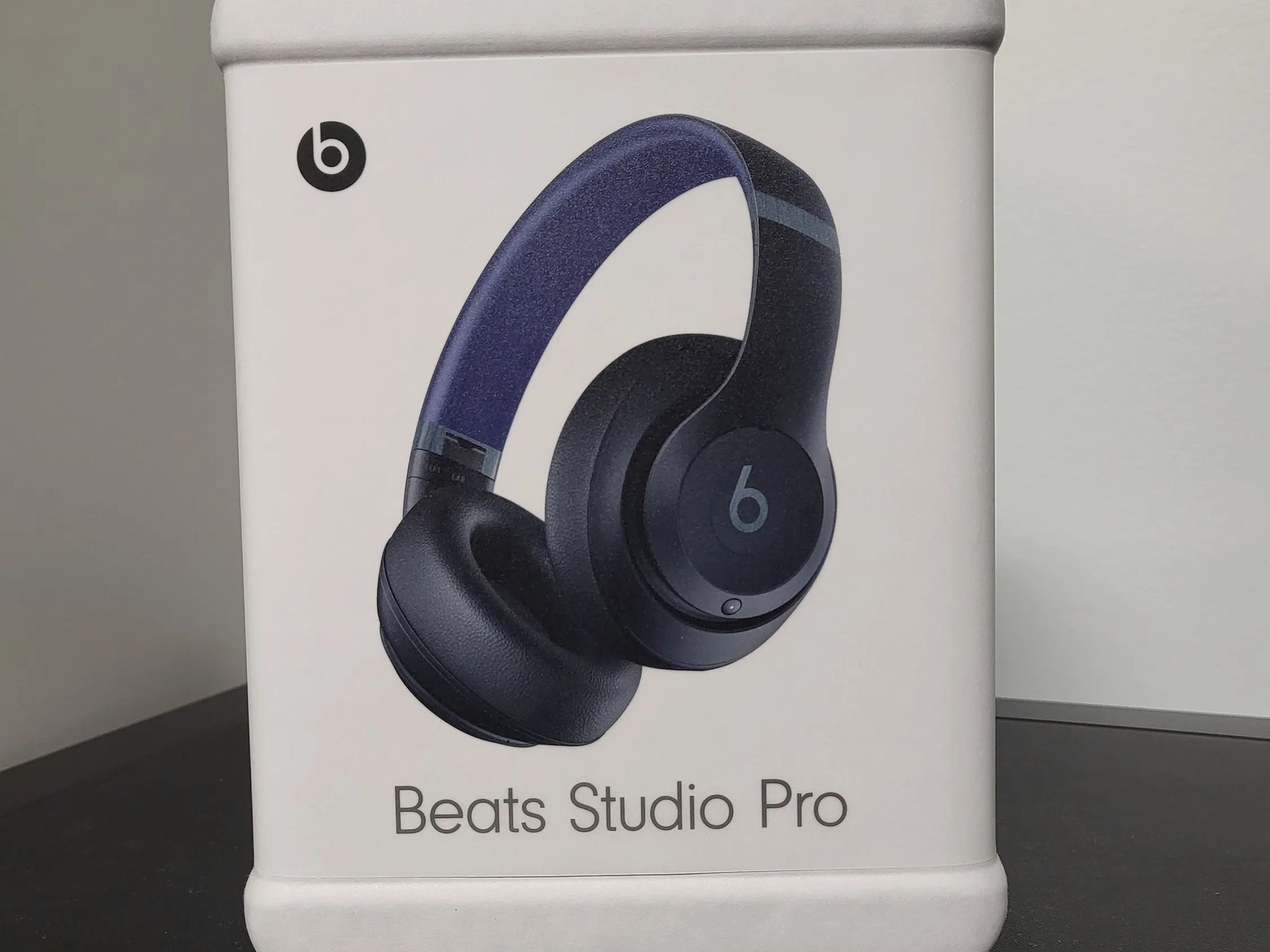 BNIB Beats Studio Pro