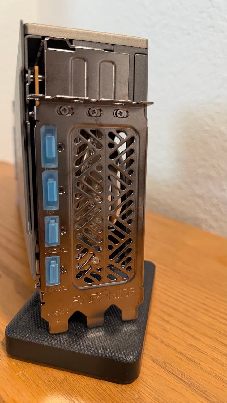 Sapphire NITRO+ Radeon RX 9700 XT – Premium Cooling