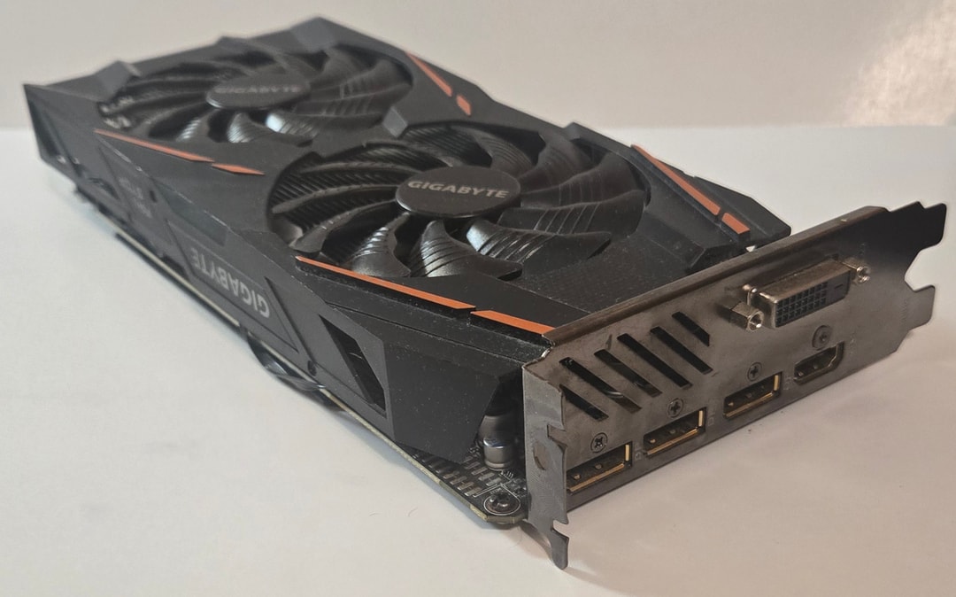 AMD Radeon RX 570 Price Tracker | Best Deals on New & Used GPUs | Jawa