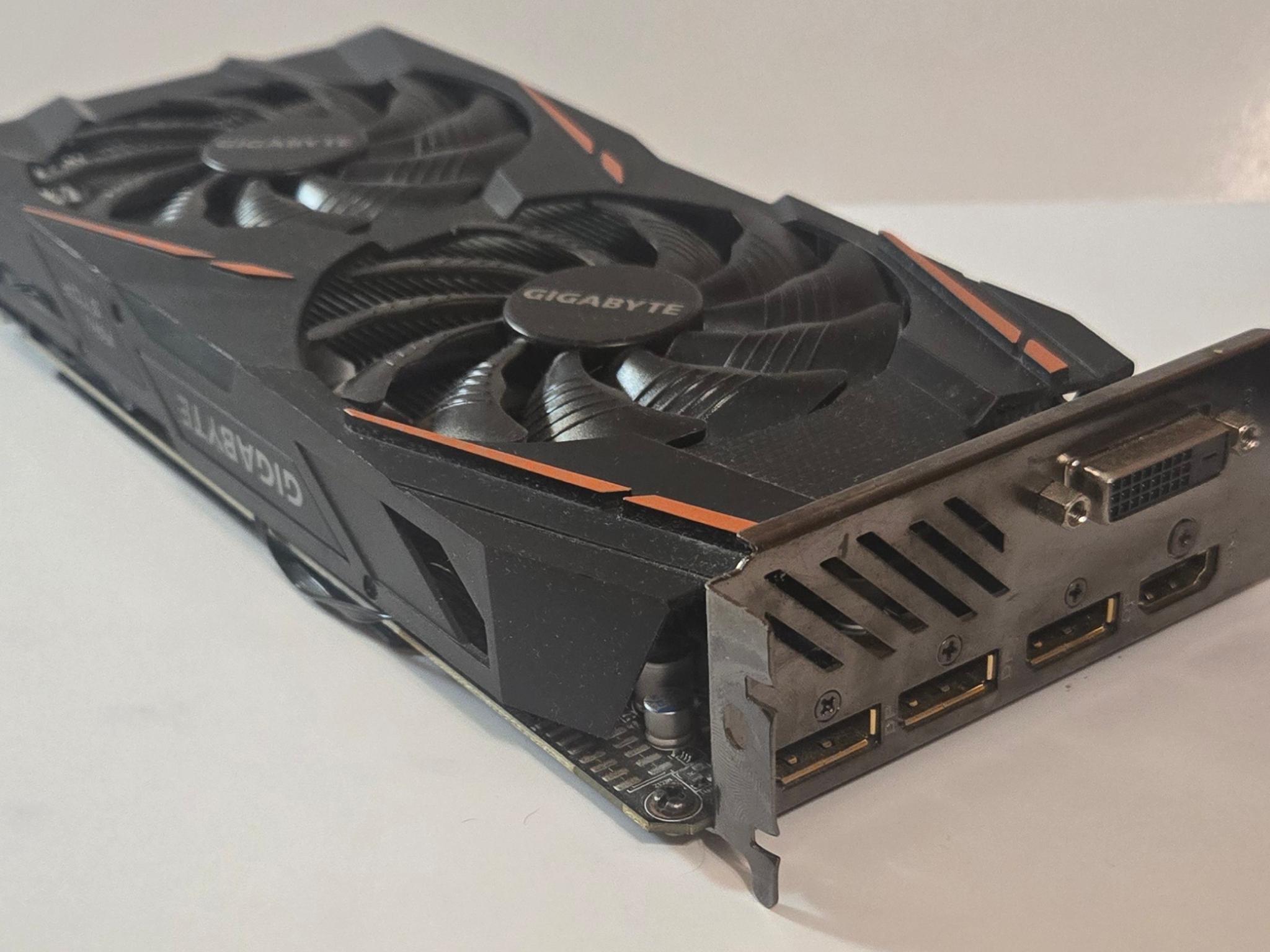 GIGABYTE GV-RX570GAMING-4GD