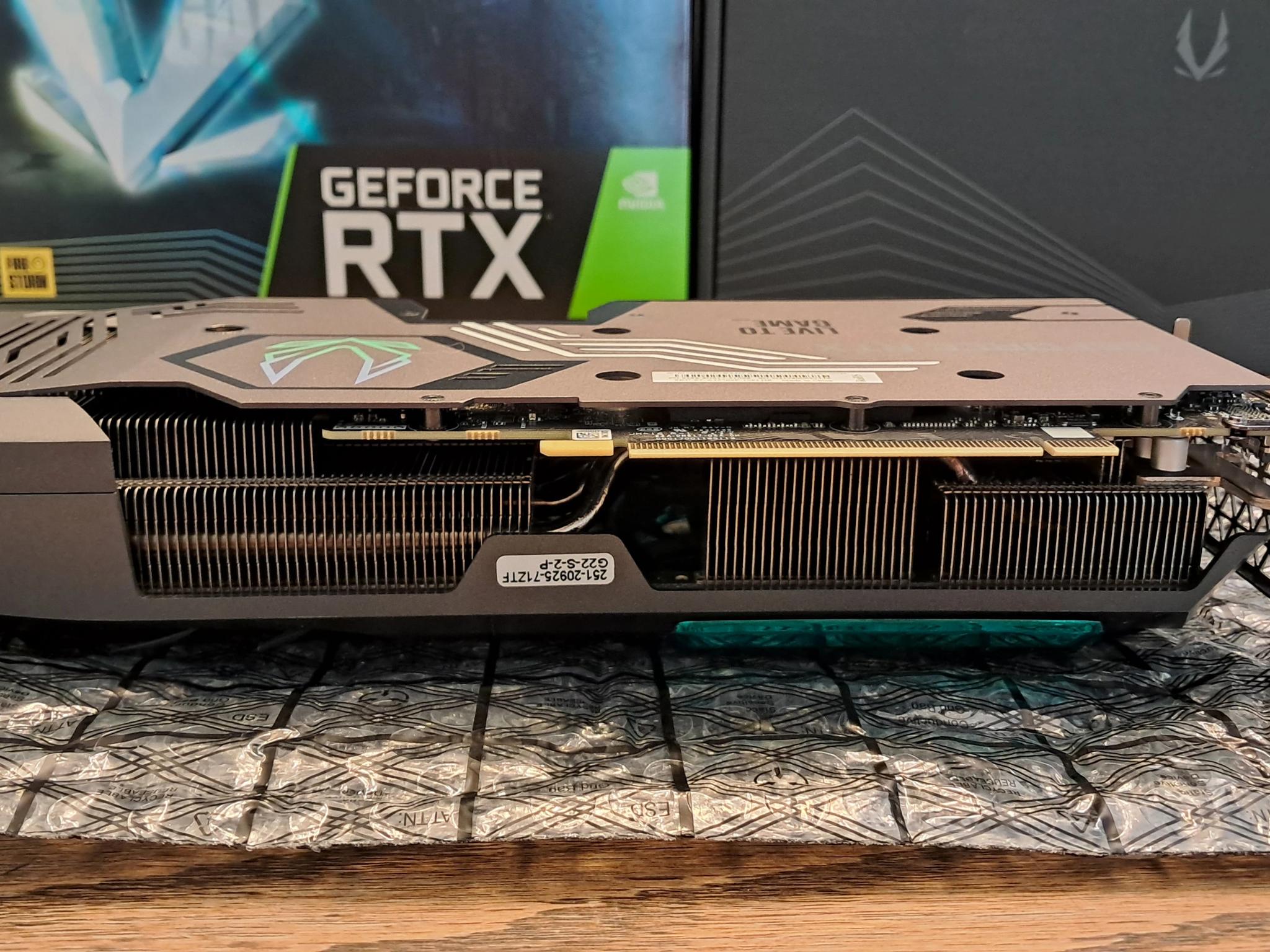 Zotac GeForce RTX 3070 AMP Holoblack