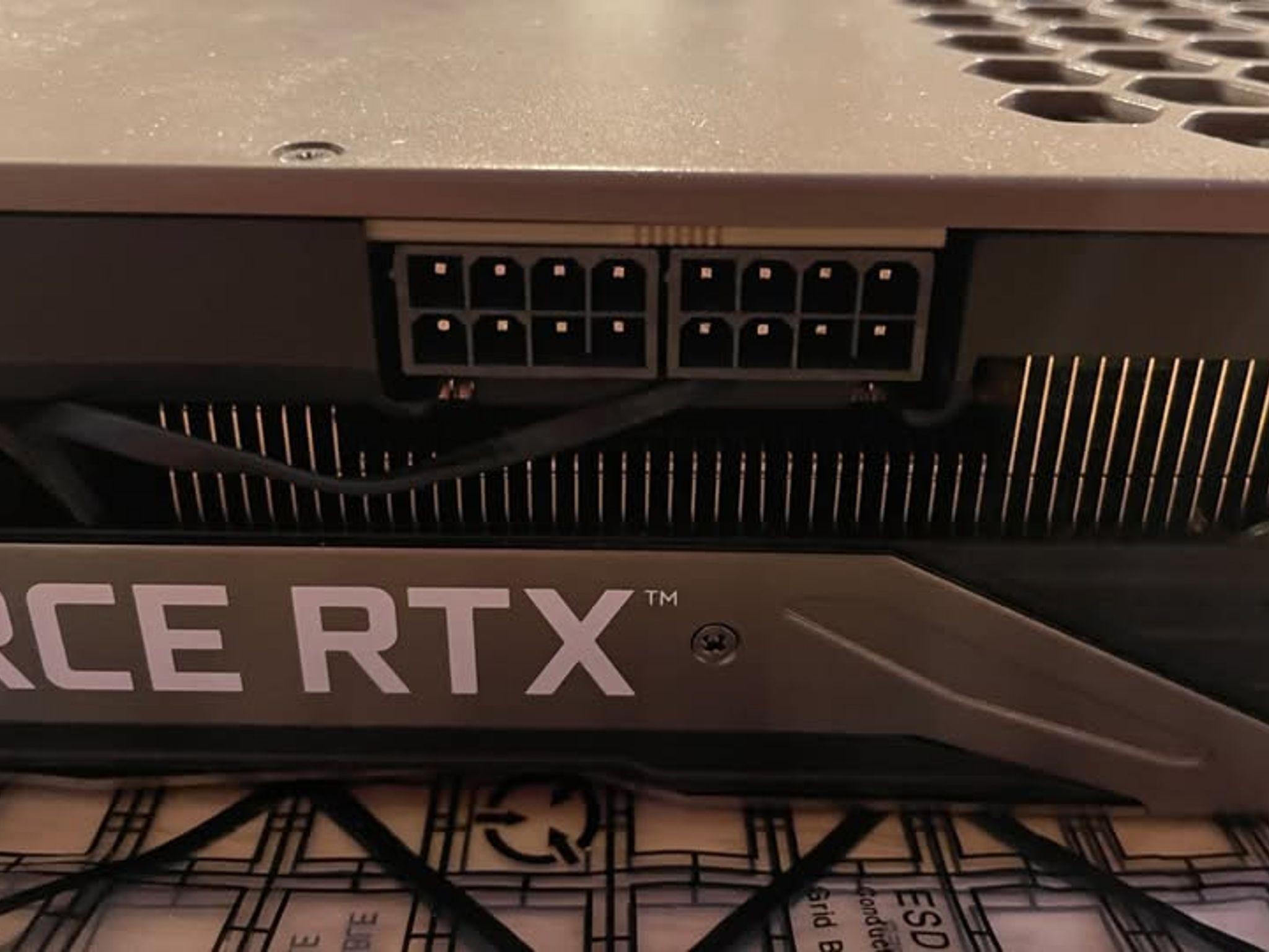 PNY GeForce RTX 3090 24gb XLR8 Gaming EPIC-X RGB Triple Fan