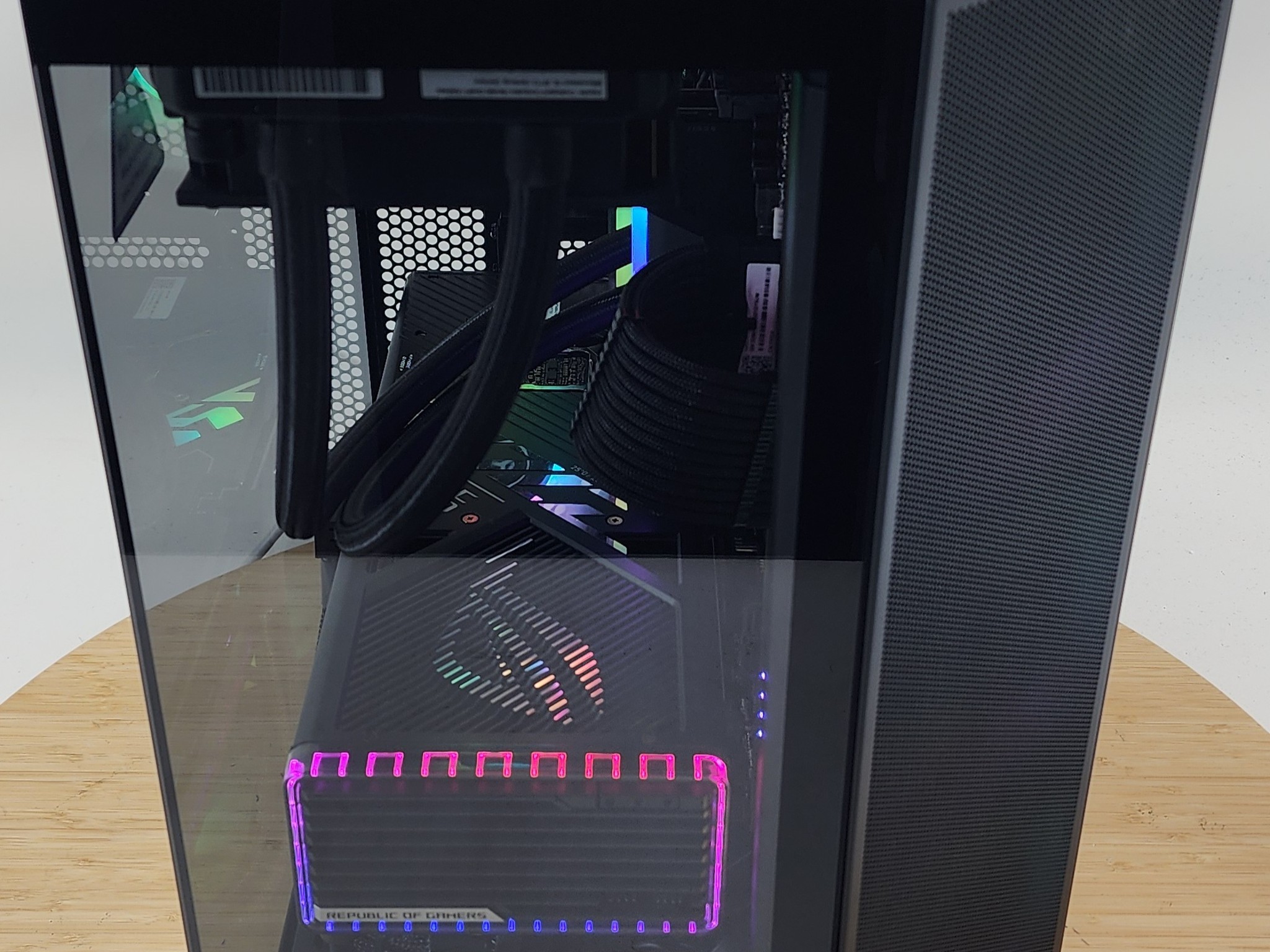 Gaming PC Ryzen 7 7800X3D 48GB RAM 2TB SSD RTX 4080 16GB Windows 11 Computer
