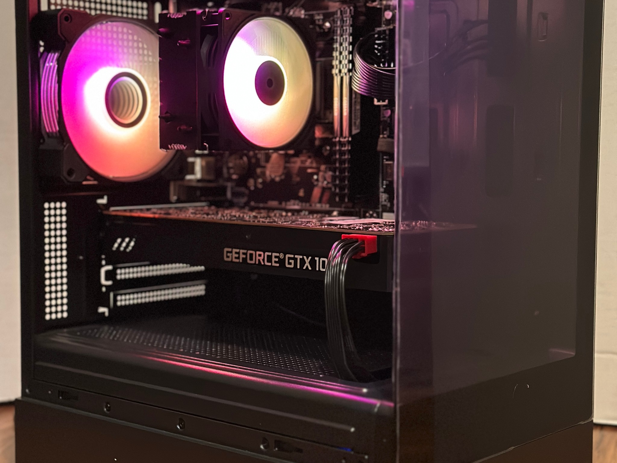 GTX 1070 | Ryzen 5 2600x | 16GB DDR4 | 1.12TB | Win 11 | Office 2024 | WiFi + BT | Custom Gaming PC