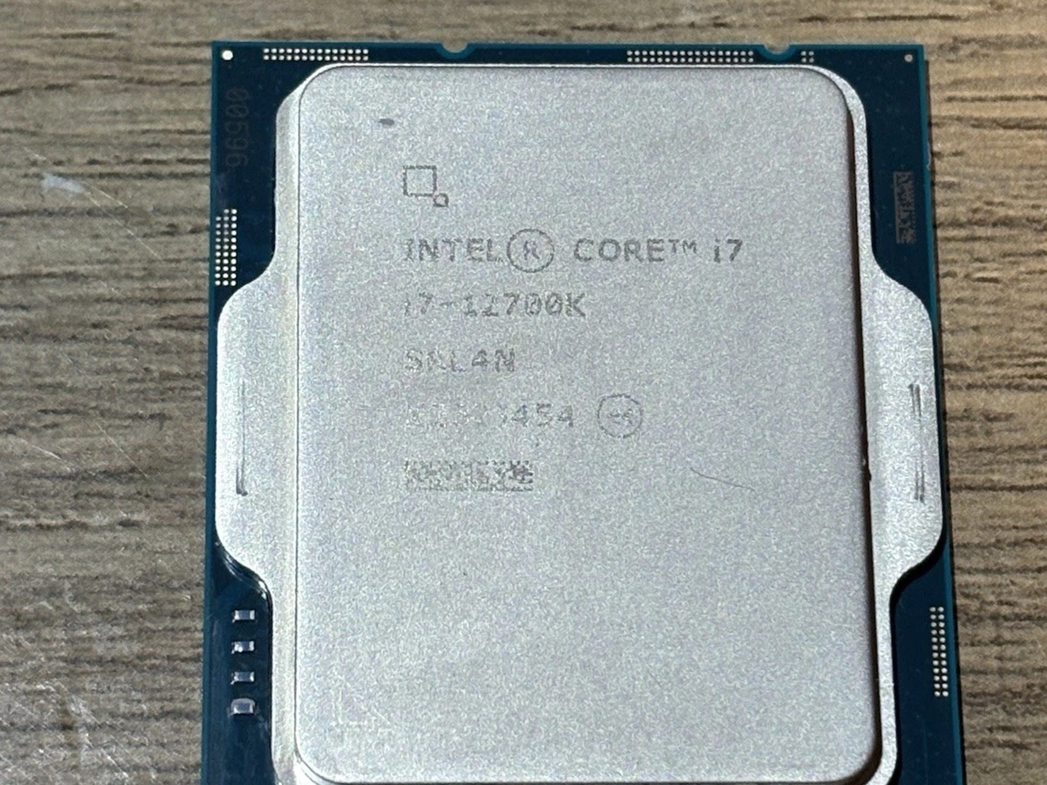 i7-12700k, 2x32GB DDR4 3600MHZ, Z-690 WIFI D4