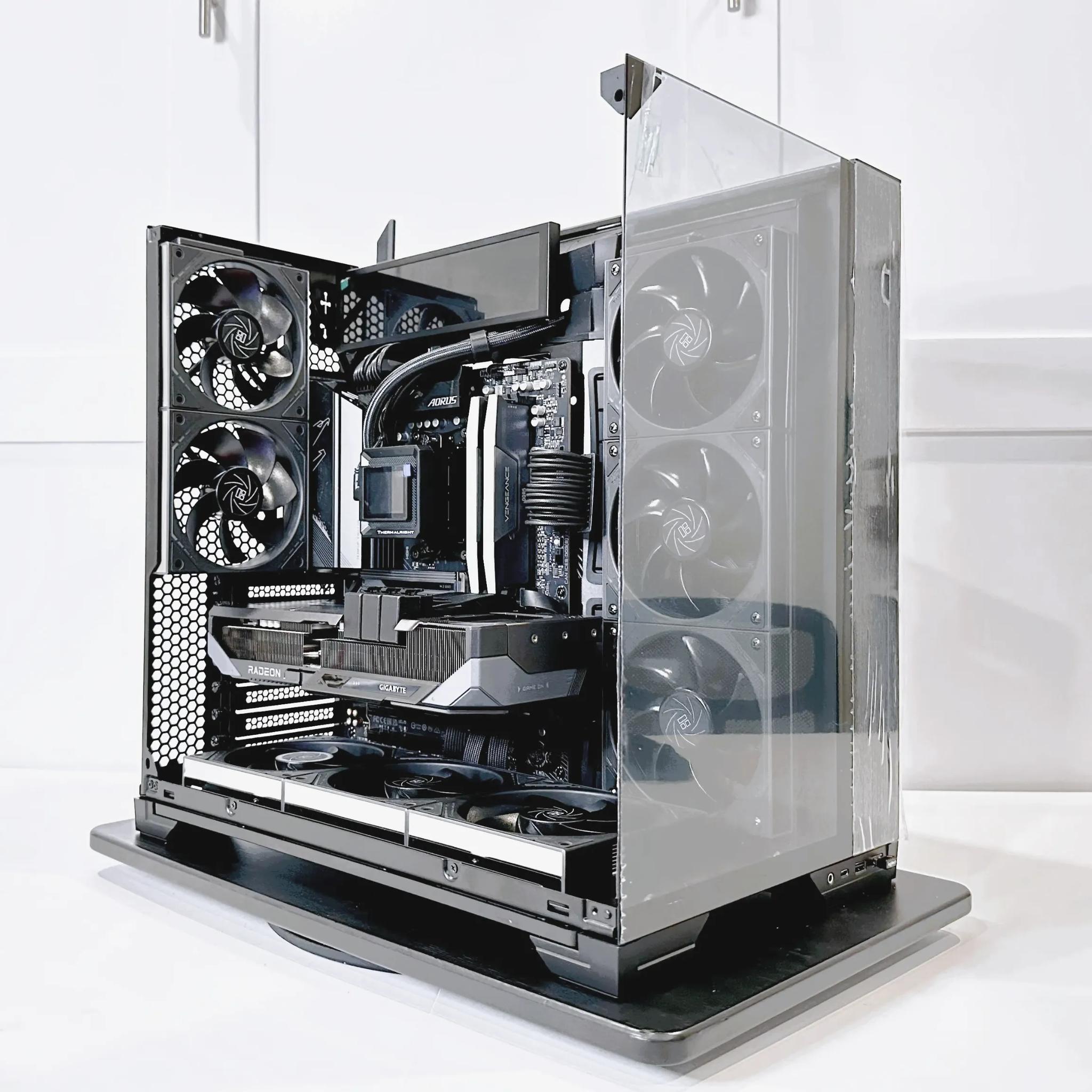 🖤New Gigabyte AMD Radeon RX 9070XT Gaming Overclocked w/ AMD Ryzen 7800X3D / 32GB RAM/ 2TB NVME🖤