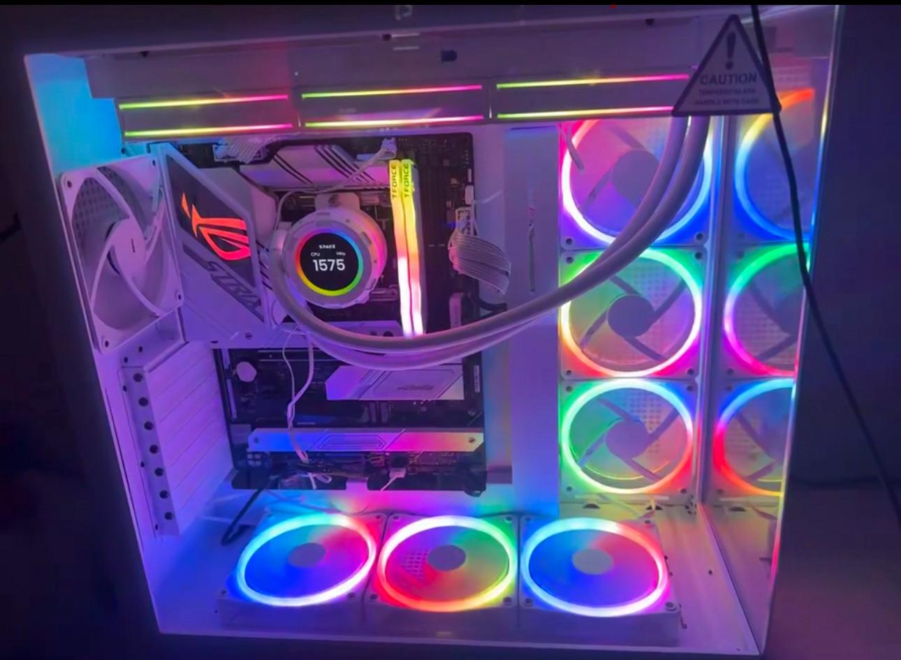 High-End | 1440p| Gaming PC | RTX 4070 Super OC | INTEL i9 14900k |2TB| 32gb Ram  DDR5