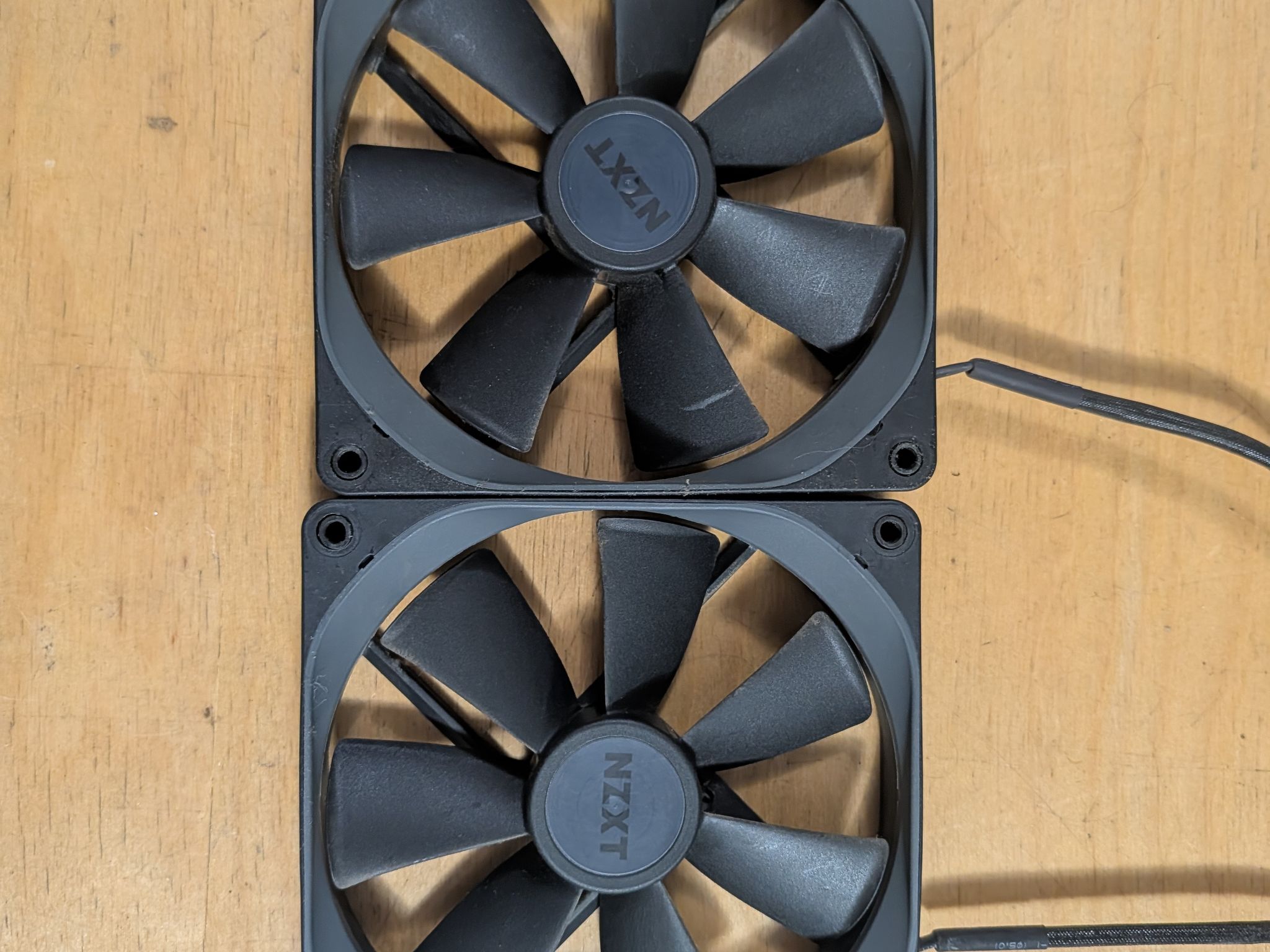 2x 140MM NZXT black AIO fans