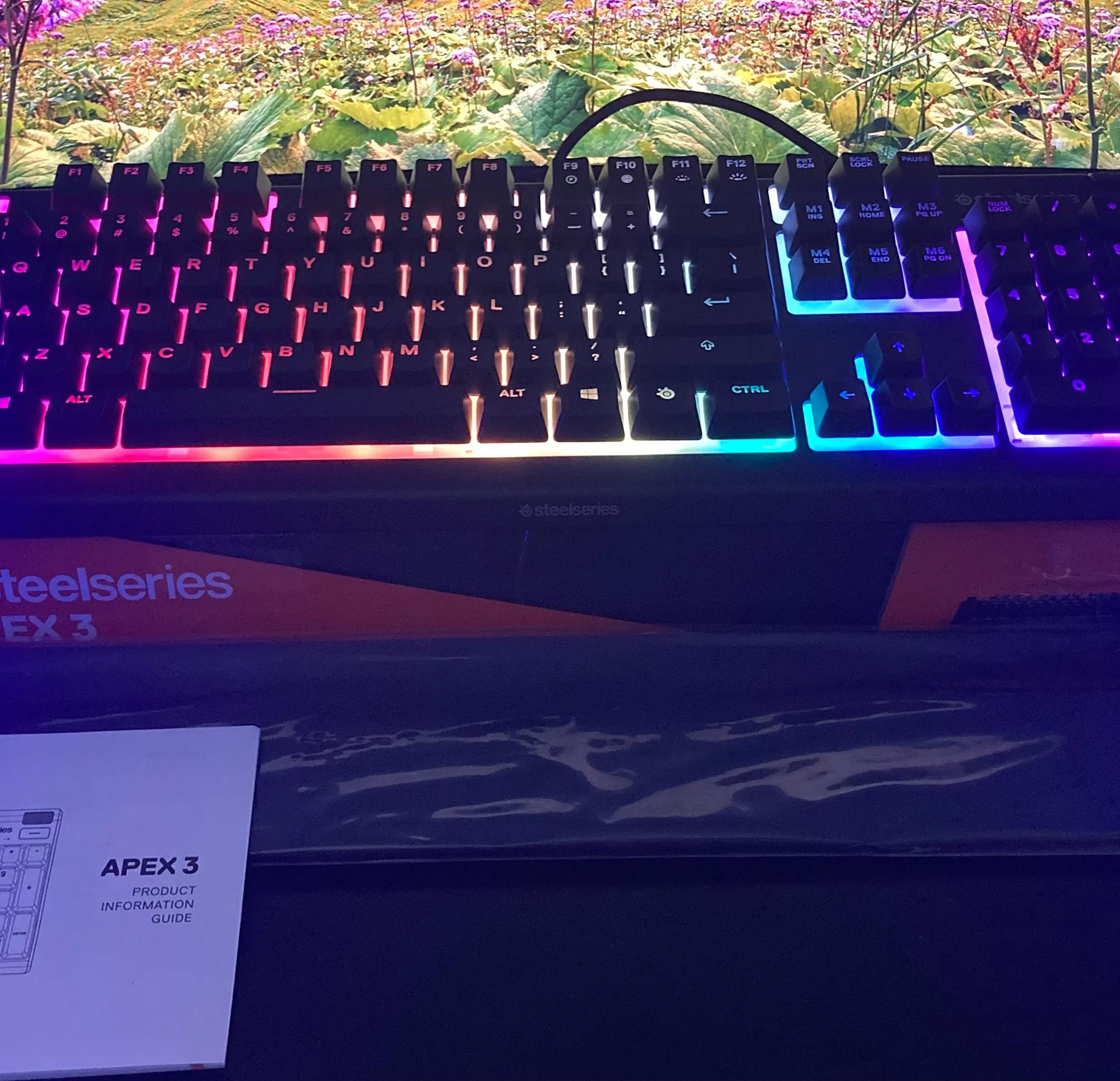 CHEAP!! SteelSeries Apex 3 Rgb Gaming Keyboard