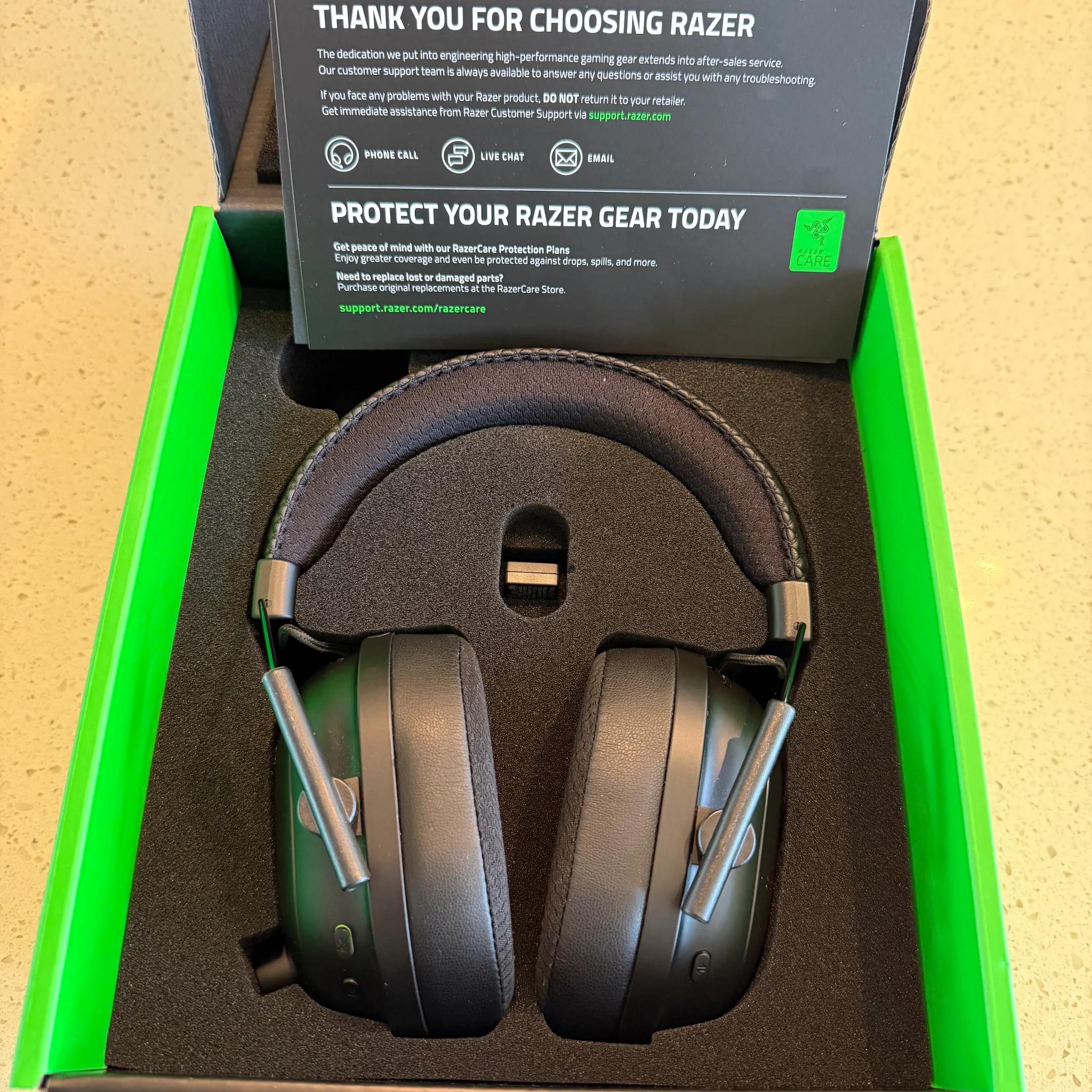 Razer BlackShark V2 Pro 2023 with Wicked Cushions Cooling Gel Cushions