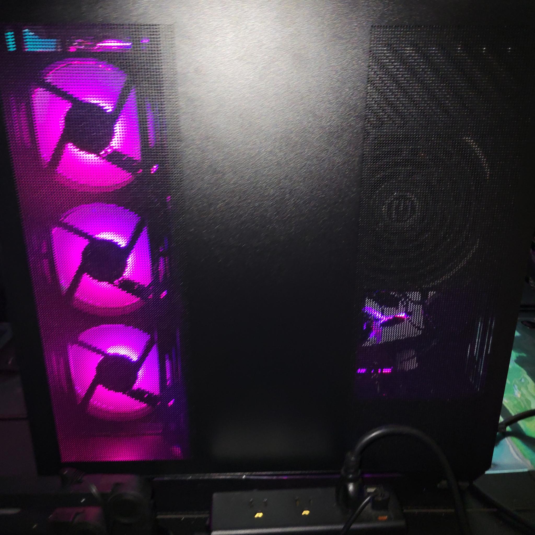 🎮 7800X3D • Zotac 4070 ti Super Amp HoloBlack 16gb • 32GB DDR5 • 2TB NVMe 🚀