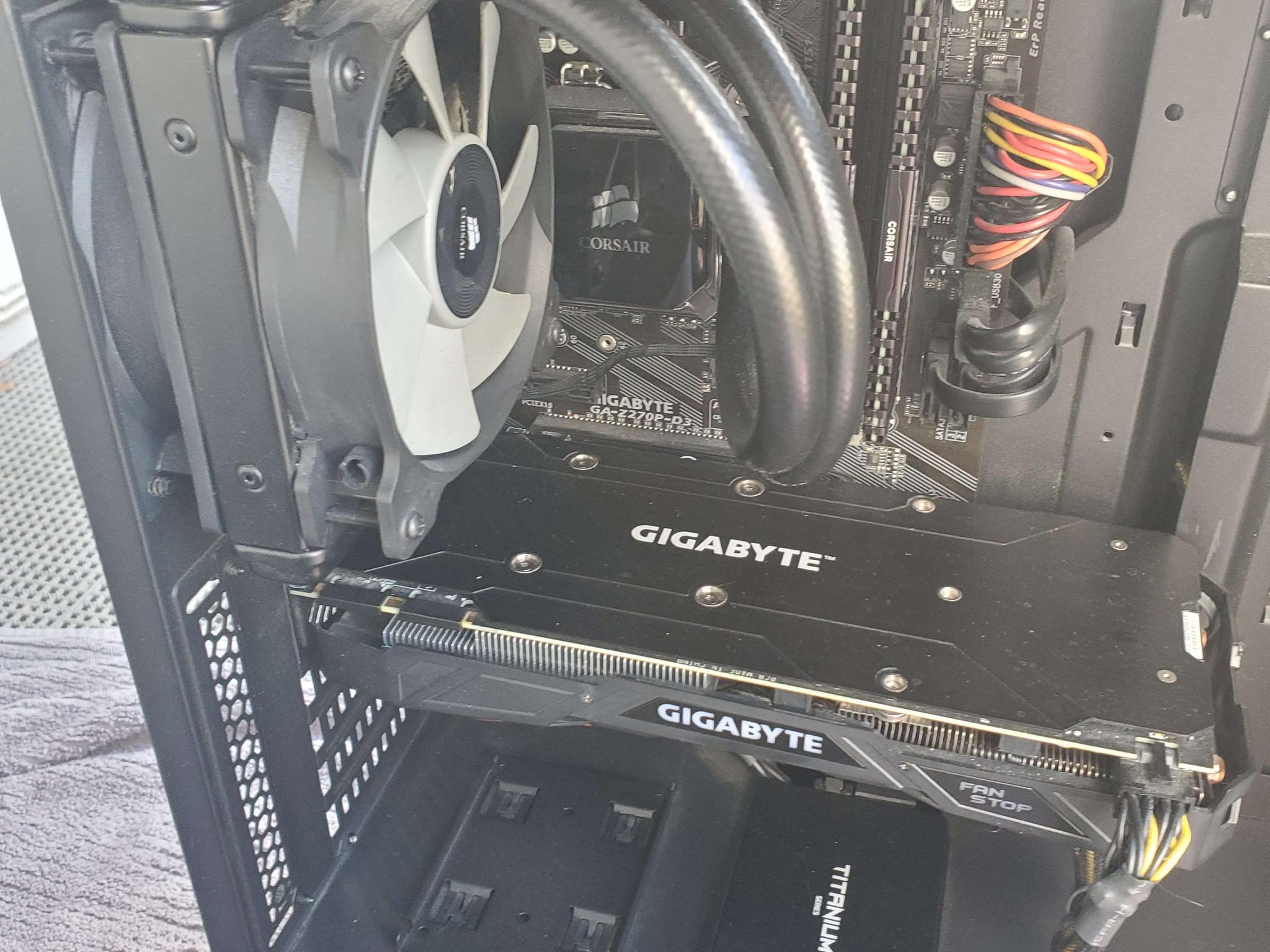 Intel i5 7600K | GTX 1070 | 32GB DDR4 - Gaming PC