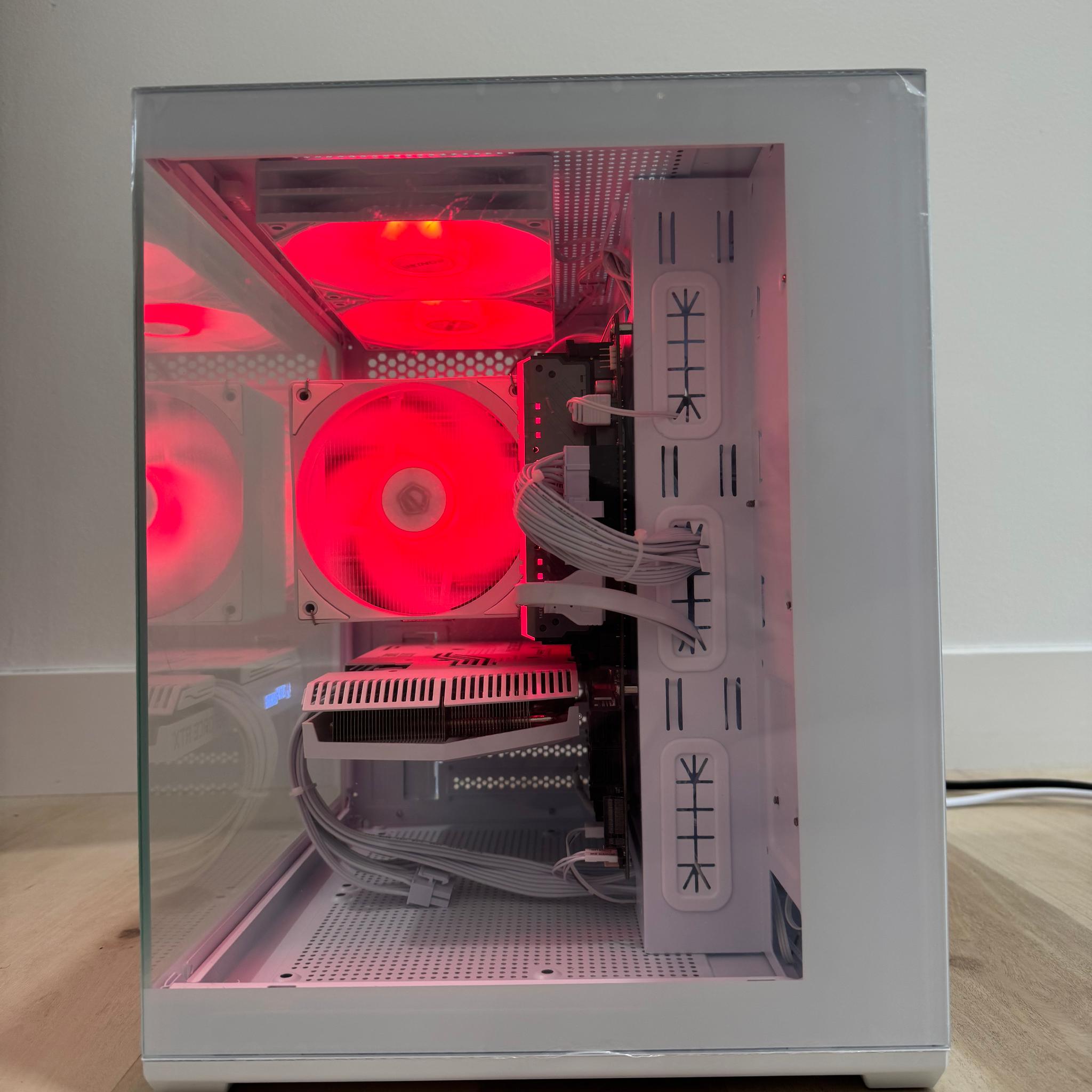 Rtx 3070 and Ryzen 5 3600 gaming pc