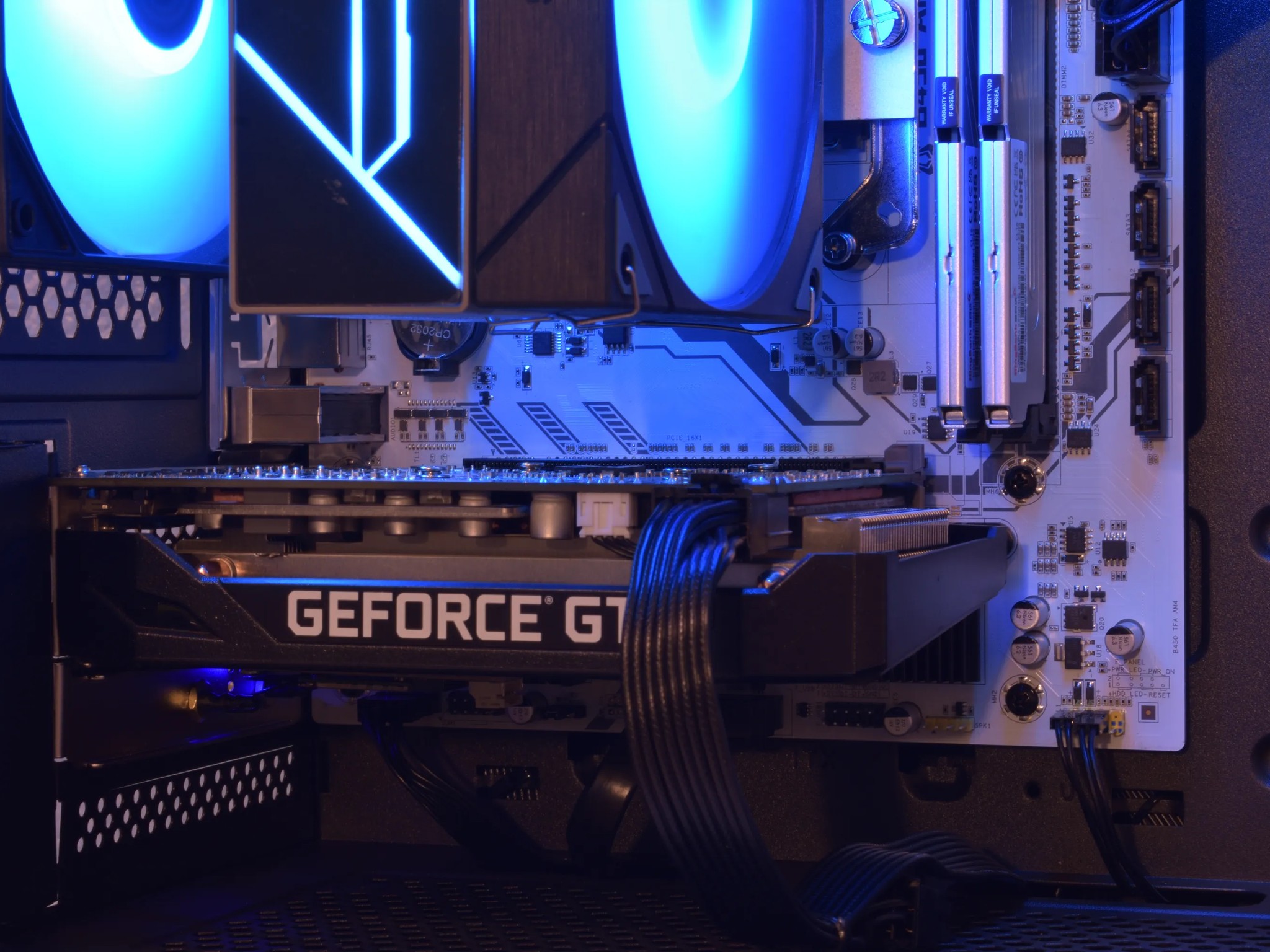 💸Budget Gamer💸 Ryzen 5 3600 | GTX 1660 Super 6GB | 16GB DDR4 | 512GB nVME SSD | RGB | Win11+Wifi